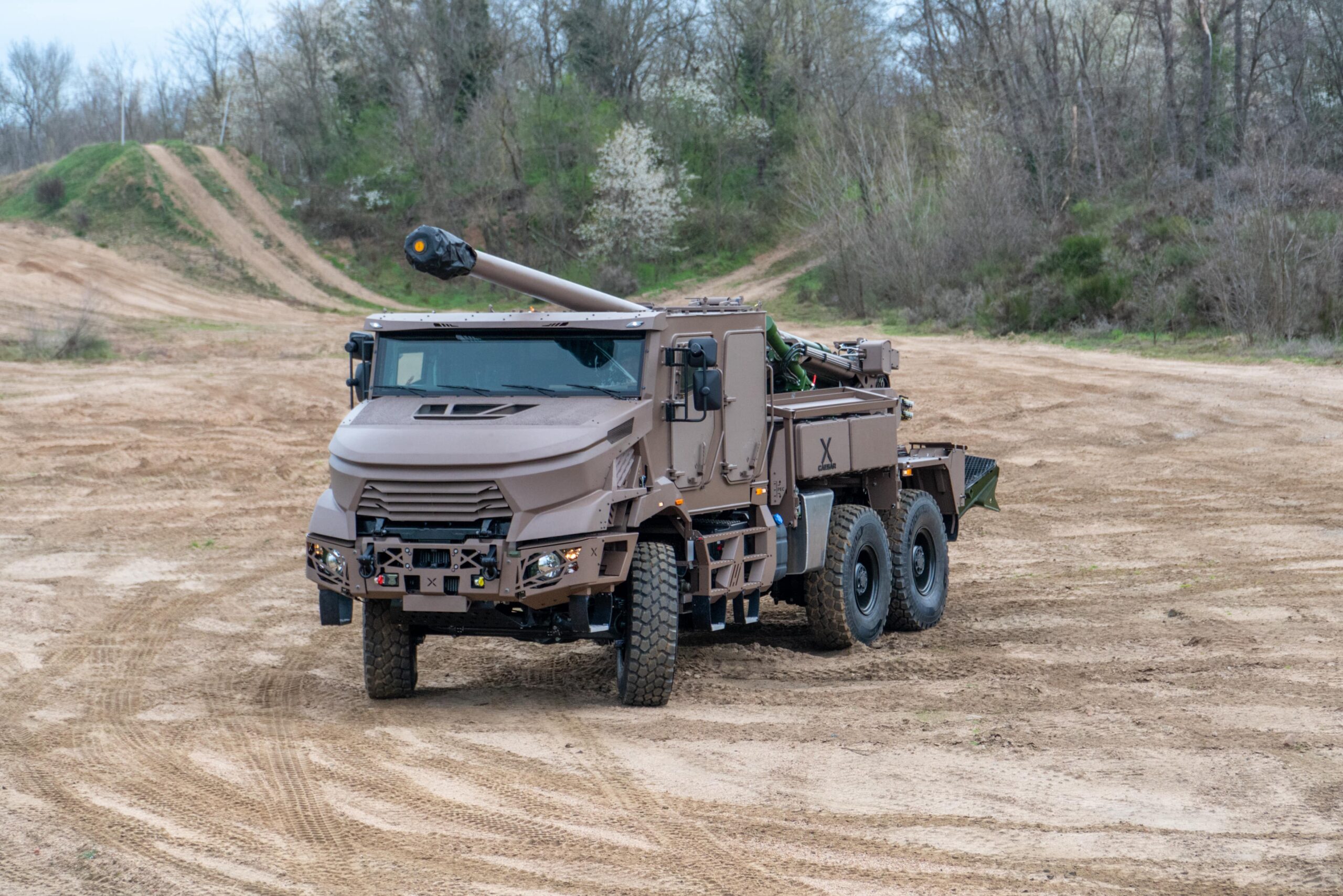 Estonia quiere comprar sistemas franceses de artillería autopropulsada Caesar Estonia quiere comprar sistemas franceses de artillería autopropulsada Caesar