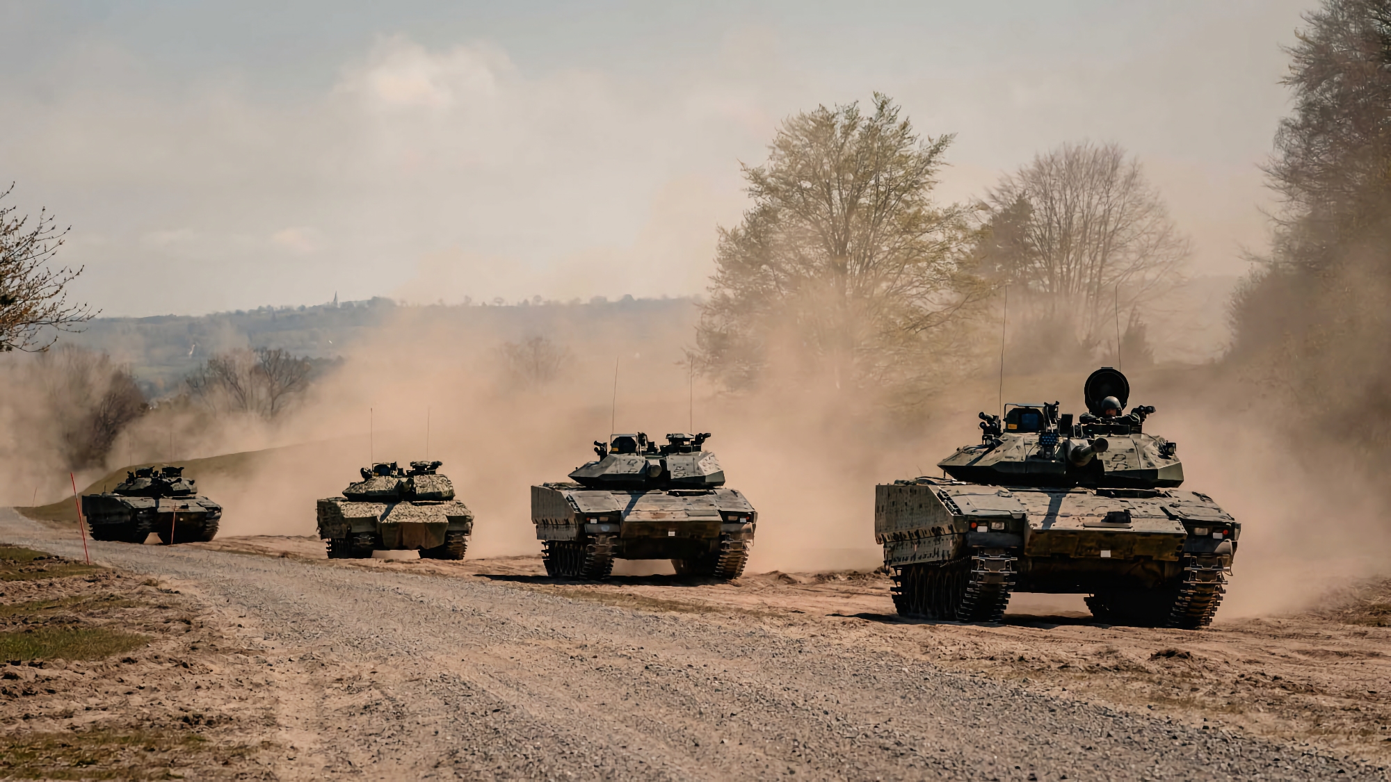 Suecia revela cómo se entrenó a las tripulaciones ucranianas para utilizar los vehículos de combate de infantería CV90 Suecia revela cómo se entrenó a las tripulaciones ucranianas para utilizar los vehículos de combate de infantería CV90