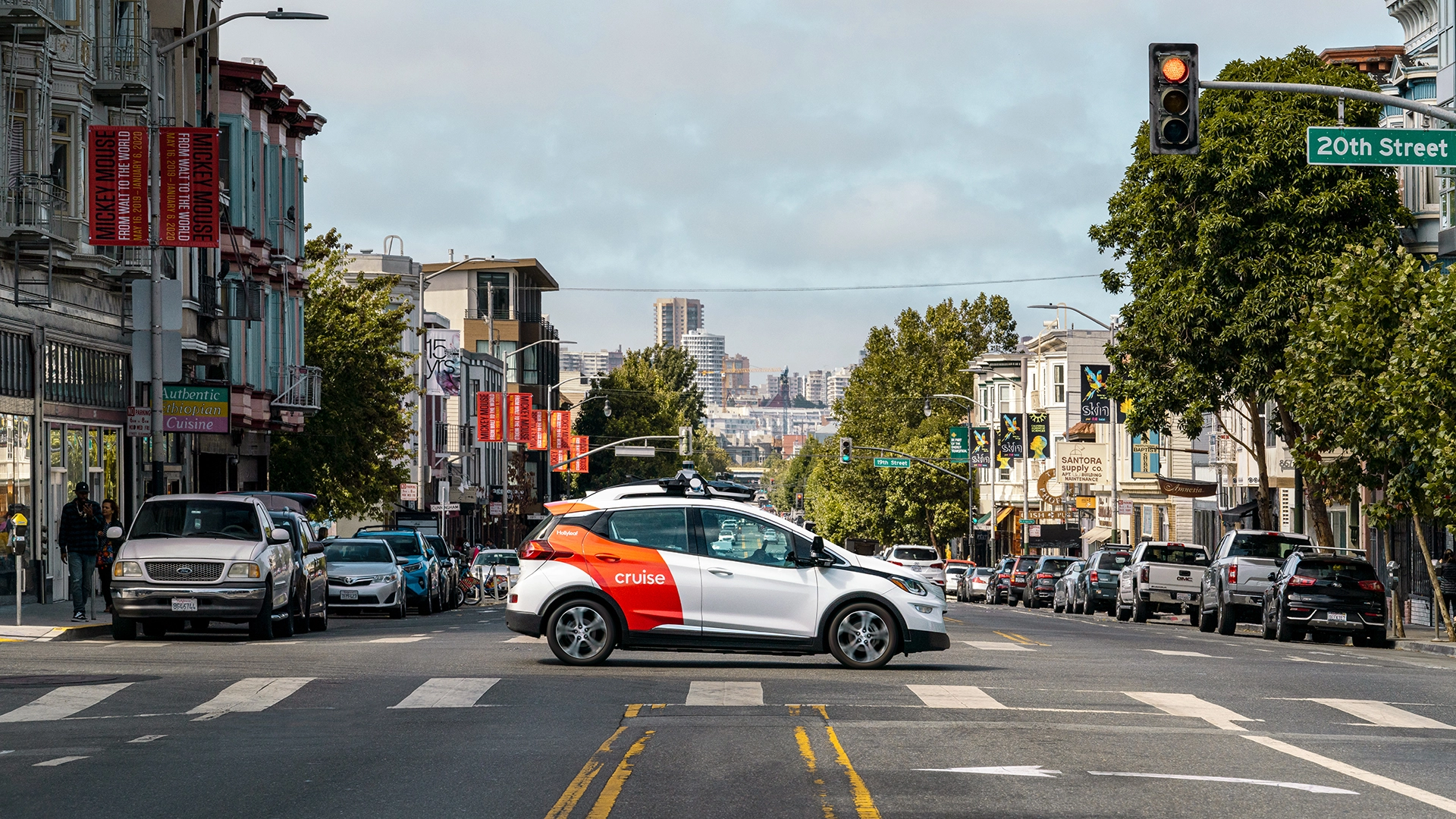 La NHTSA inicia una investigación sobre las paradas repentinas de los taxis robot Cruise La NHTSA inicia una investigación sobre las paradas repentinas de los taxis robot Cruise