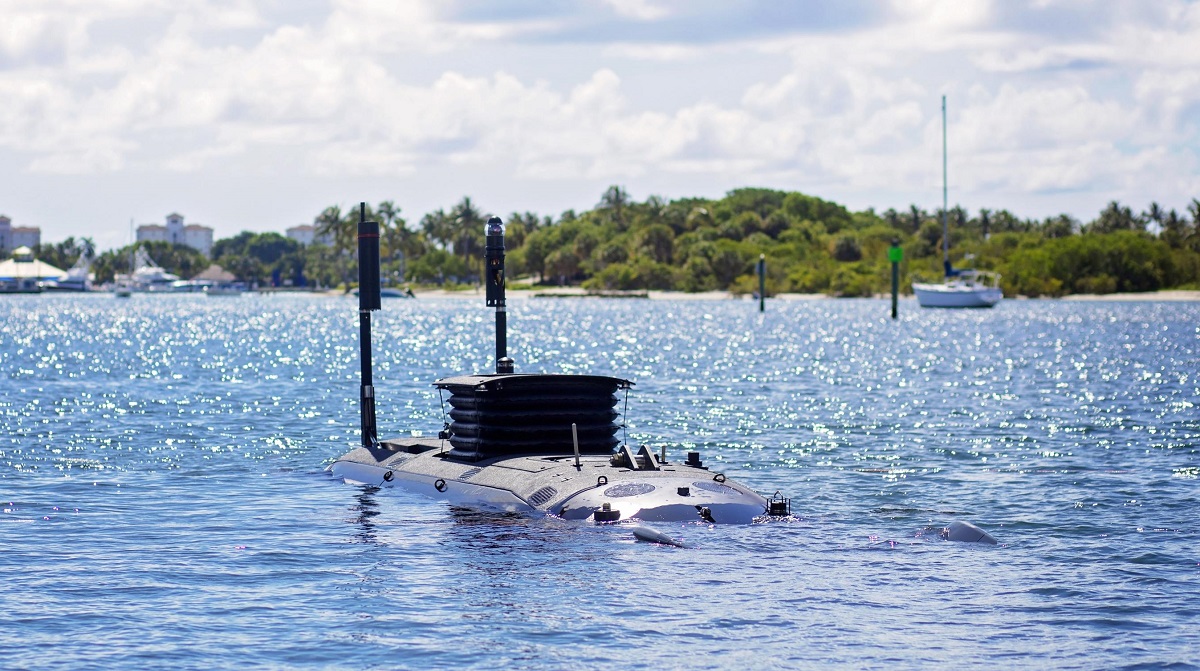 La Marina de EE.UU. ha puesto en servicio el minisubmarino especial Dry Combat Submersible. La Marina de EE.UU. ha puesto en servicio el minisubmarino especial Dry Combat Submersible.