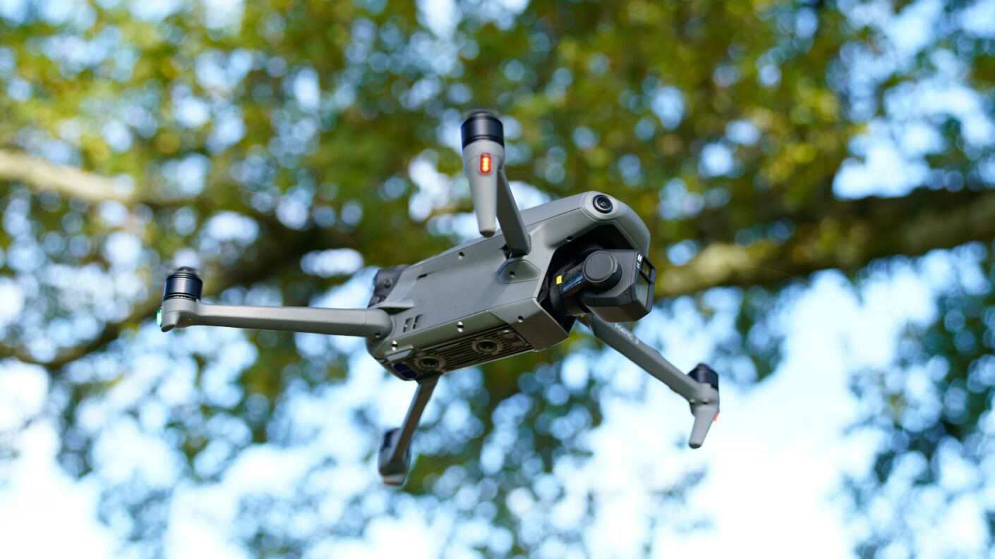 El servicio de inteligencia ucraniano recibirá 50 cuadricópteros DJI Mavic 3 y 200 periscopios UZI por 128.750 euros El servicio de inteligencia ucraniano recibirá 50 cuadricópteros DJI Mavic 3 y 200 periscopios UZI por 128.750 euros