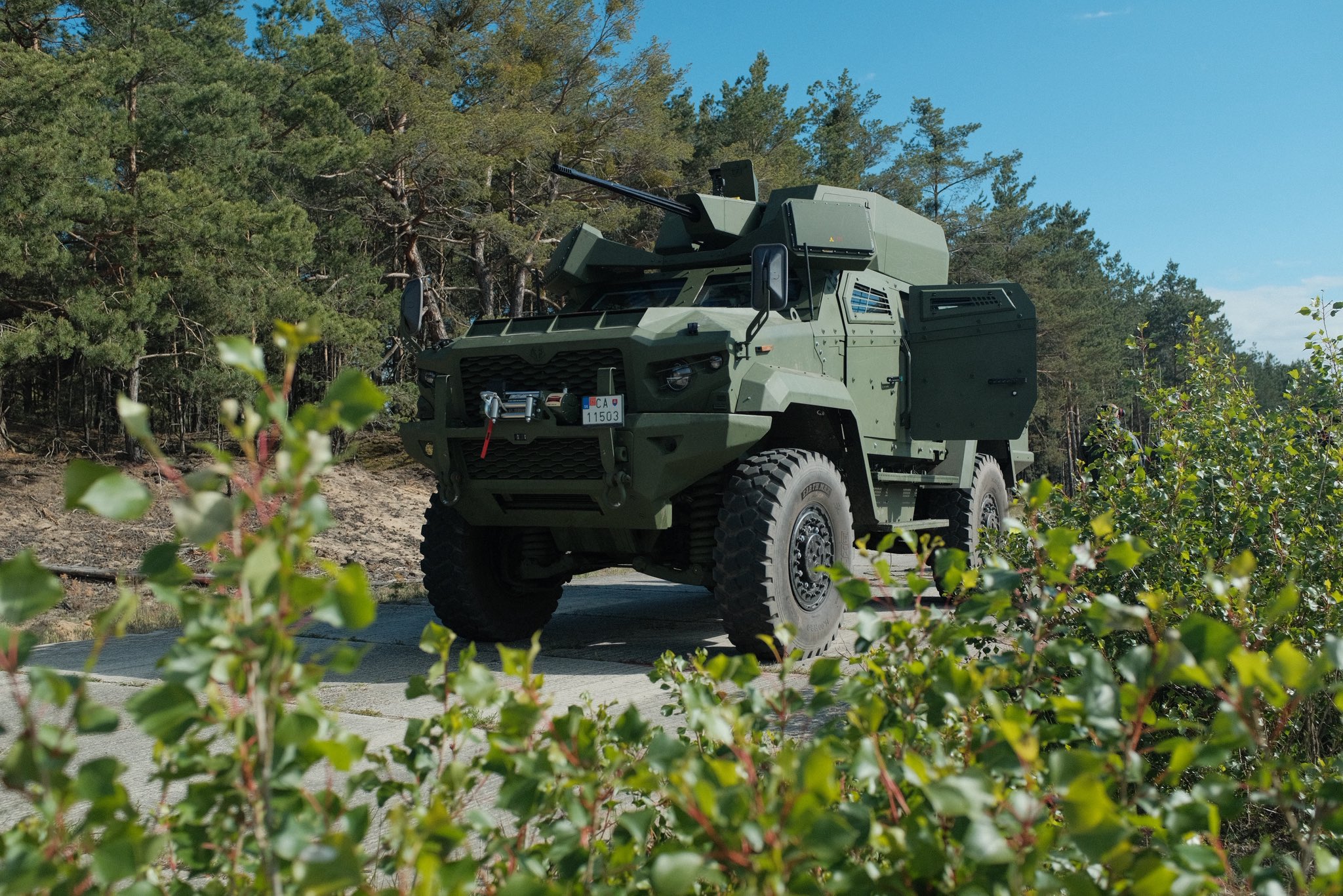 Cómo funciona el sistema de defensa aérea Wolf 25 AD: Tecnologías futuras en acción Una nueva era de la defensa aérea: Presentando el sistema de defensa aérea Wolf 25 AD