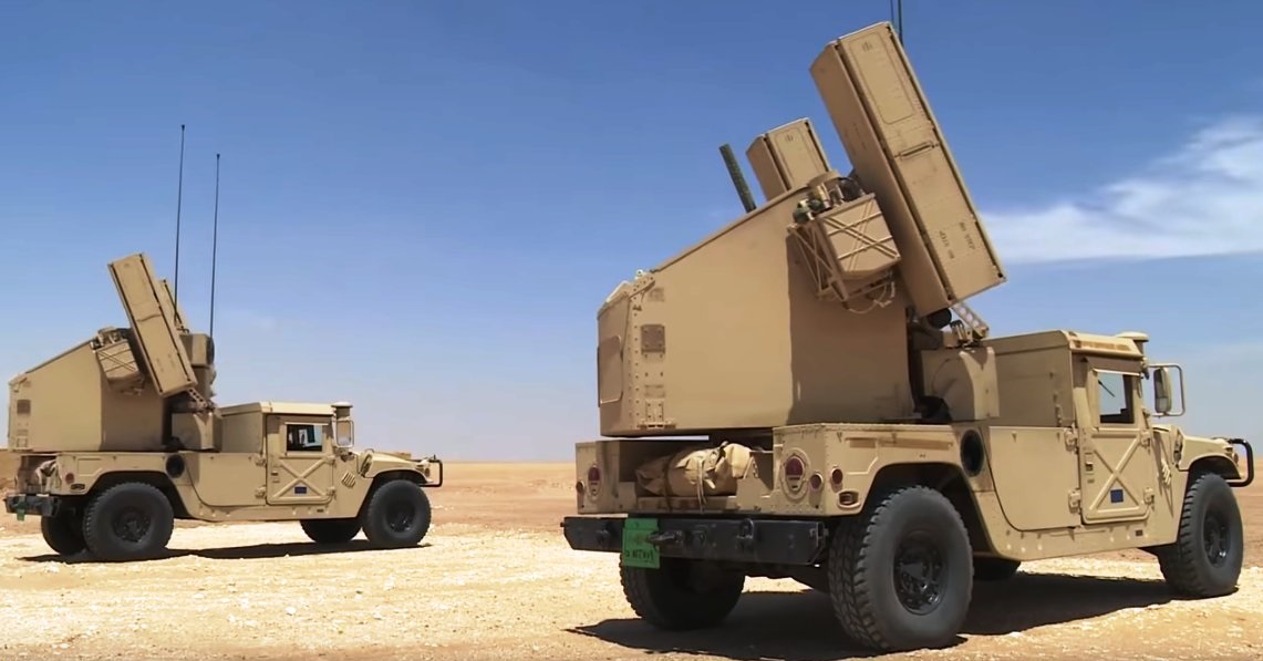 Estados Unidos transferirá a Ucrania los sistemas de misiles tierra-aire AN/TWQ-1 Avenger con misiles Stinger para destruir objetivos aéreos a una distancia de hasta 5,5 km Estados Unidos transferirá a Ucrania los sistemas de misiles tierra-aire AN/TWQ-1 Avenger con misiles Stinger para destruir objetivos aéreos a una distancia de hasta 5,5 km