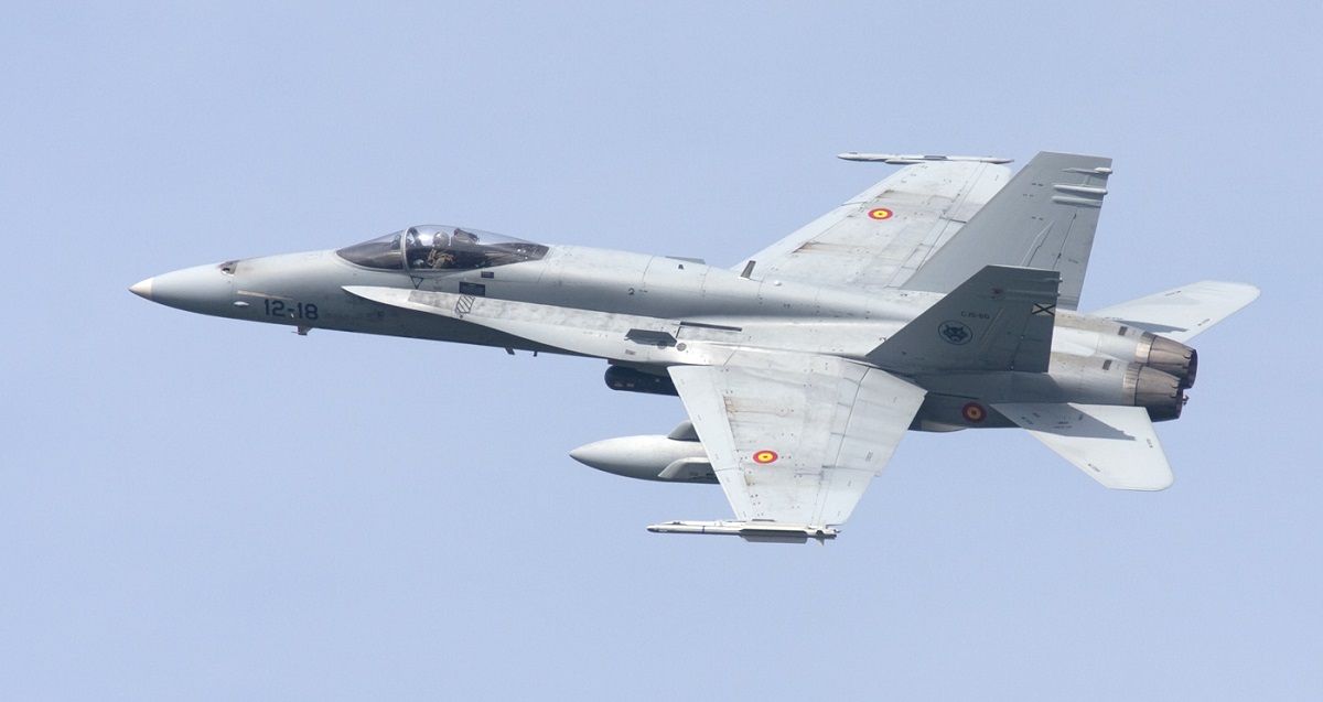 España destinará 55 millones de dólares a prolongar la vida útil de los cazas F/A-18 Hornet hasta mediados de la próxima década España destinará 55 millones de dólares a prolongar la vida útil de los cazas F/A-18 Hornet hasta mediados de la próxima década