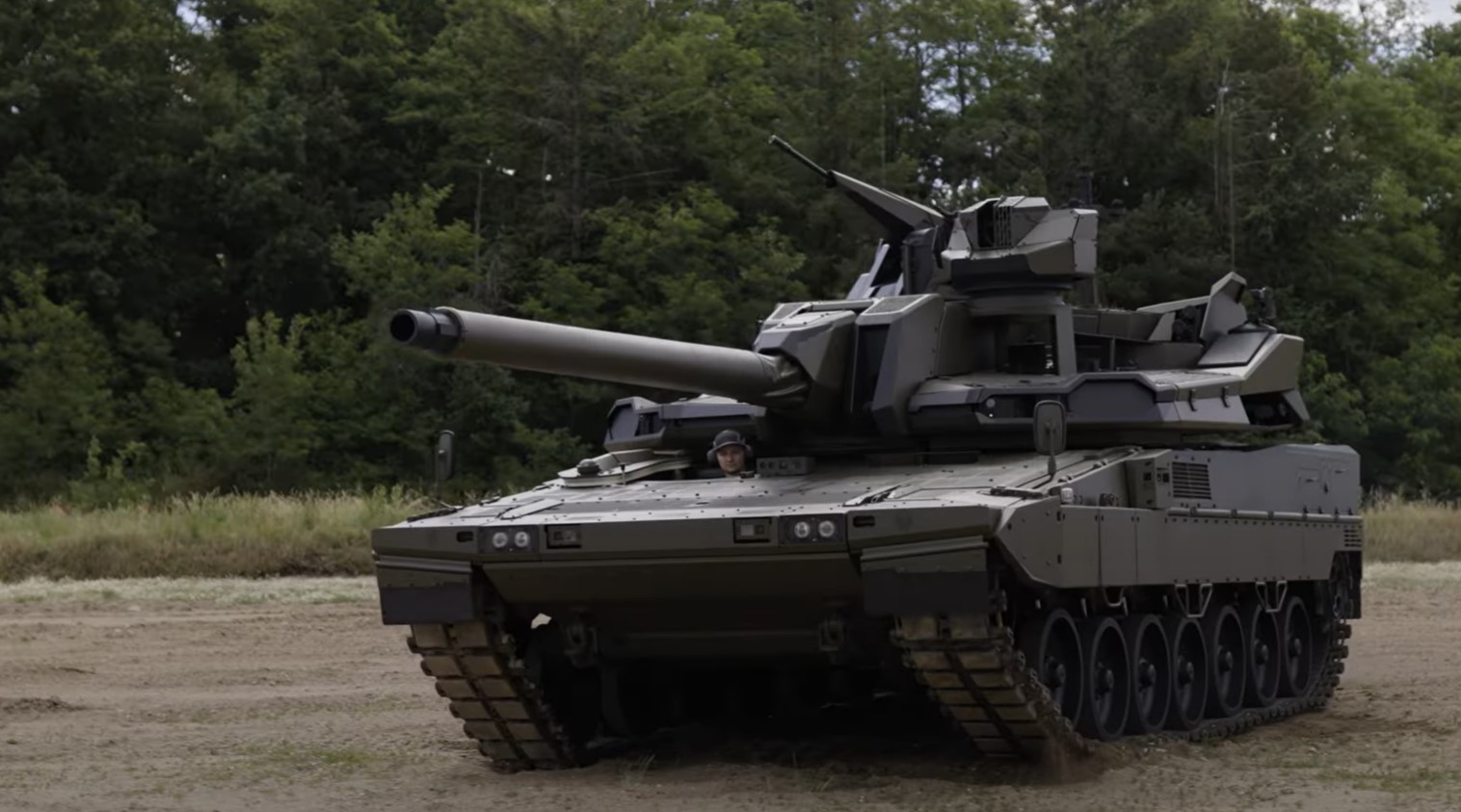 El nuevo tanque europeo de Nexter y KMW tendrá chasis de Leopard 2A7 y potencia de fuego de Leclerc El nuevo tanque europeo de Nexter y KMW tendrá chasis de Leopard 2A7 y potencia de fuego de Leclerc