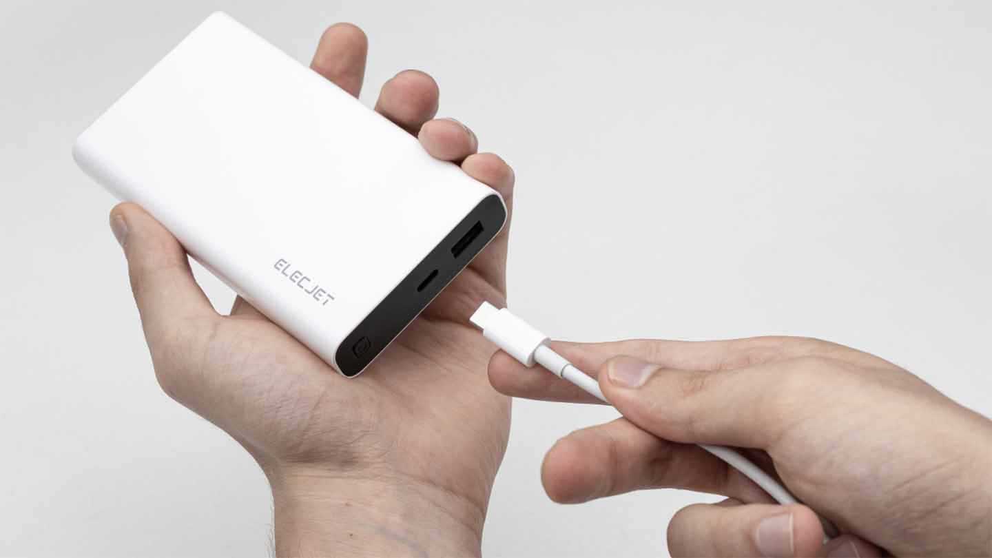 ElecJet Apollo Ultra: Power Bank de 10,000 mAh "más rápido del mundo" que se carga en solo 27 minutos por $ 69 ElecJet Apollo Ultra: Power Bank de 10,000 mAh "más rápido del mundo" que se carga en solo 27 minutos por $ 69