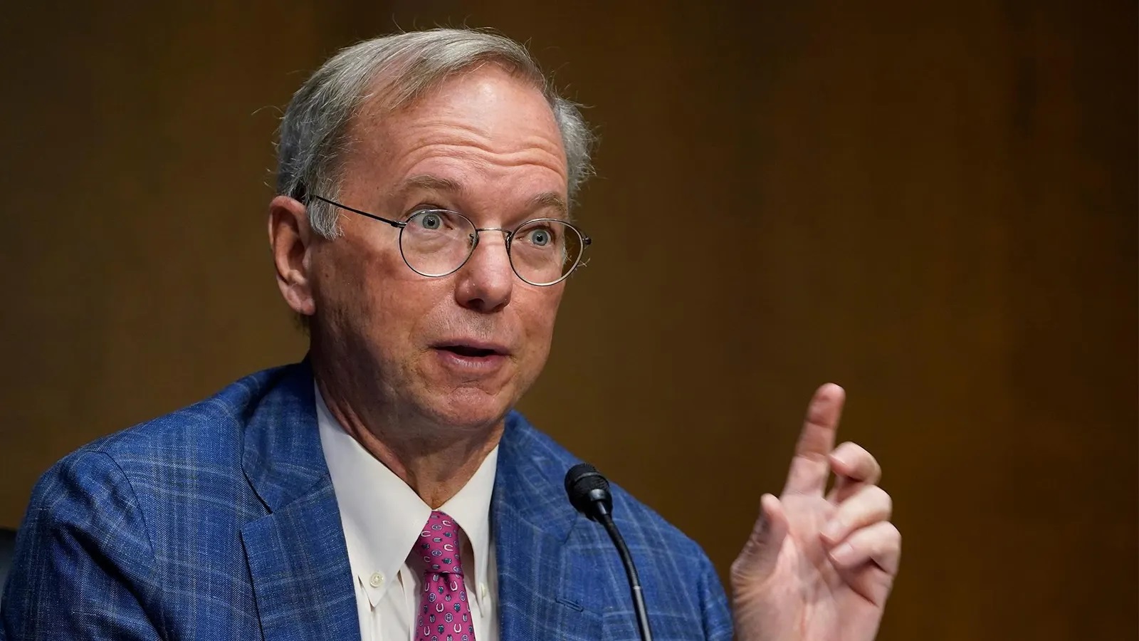 El ex jefe de Google decide fabricar drones kamikaze baratos con IA para Ucrania