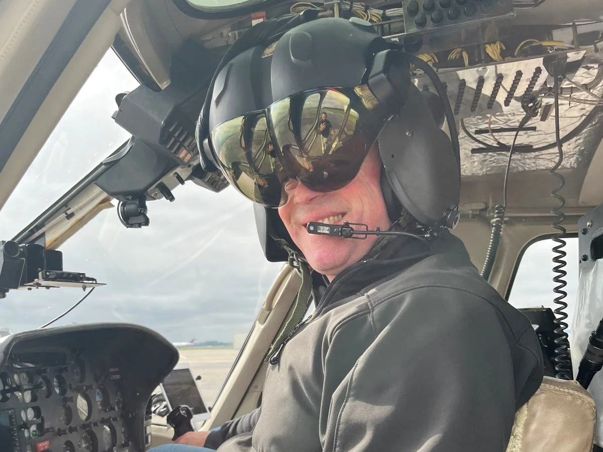 Los pilotos de helicópteros estadounidenses AH-64E Apache reciben el sistema de supervisión X-Sight HMD Los pilotos de helicópteros estadounidenses AH-64E Apache reciben el sistema de supervisión X-Sight HMD