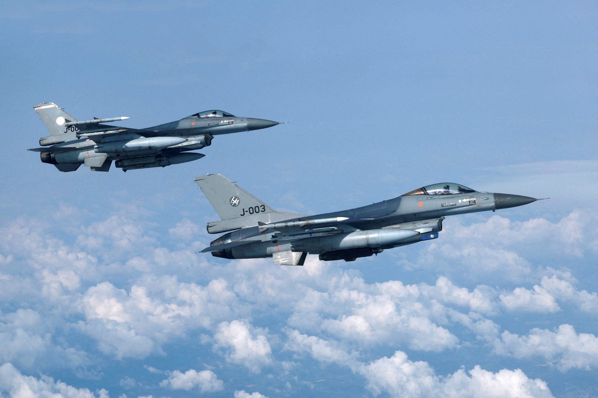 Oficial: Holanda transferirá otros 6 cazas F-16 Fighting Falcon a Ucrania Oficial: Holanda transferirá otros 6 cazas F-16 Fighting Falcon a Ucrania