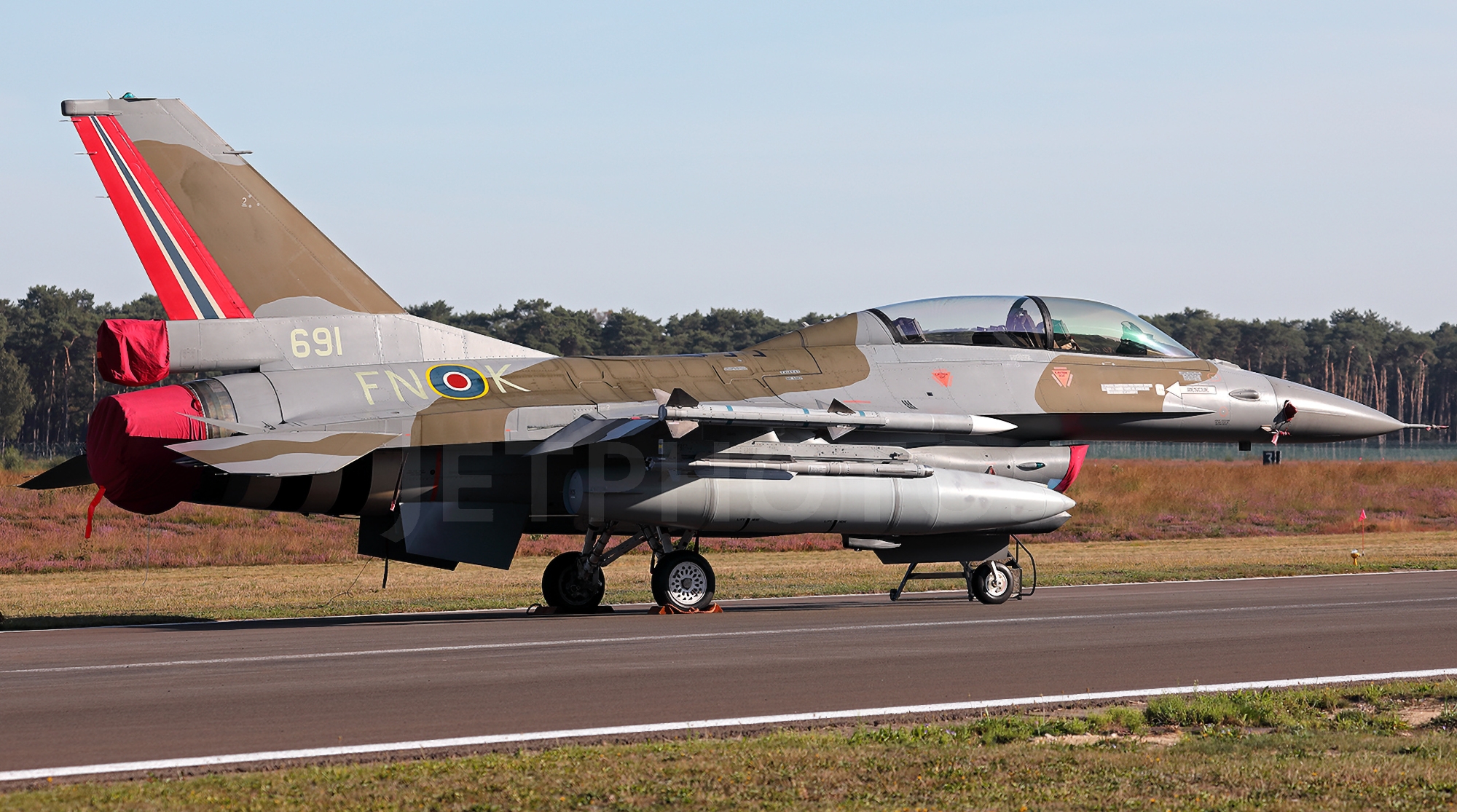 Noruega confirma que transferirá cazas estadounidenses F-16 Fighting Falcon a Ucrania Noruega confirma que transferirá cazas estadounidenses F-16 Fighting Falcon a Ucrania