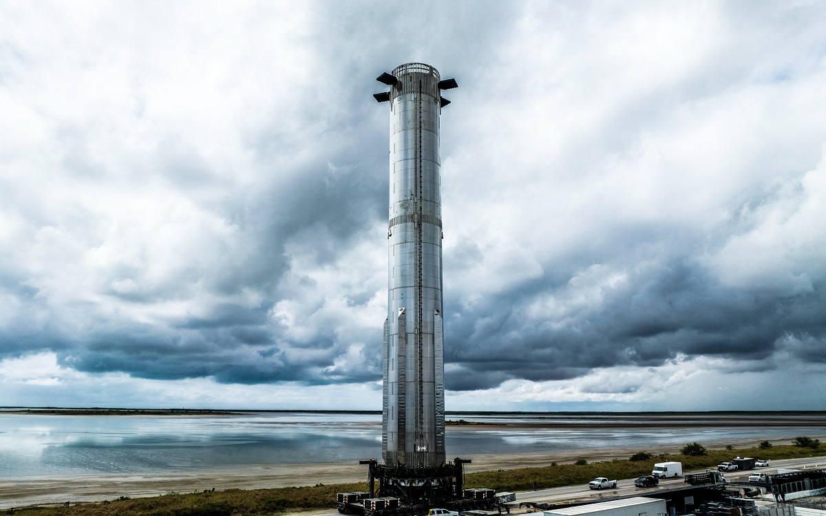 SpaceX ha probado con éxito los 33 motores Raptor del propulsor Super Heavy para el sistema de cohetes Starship