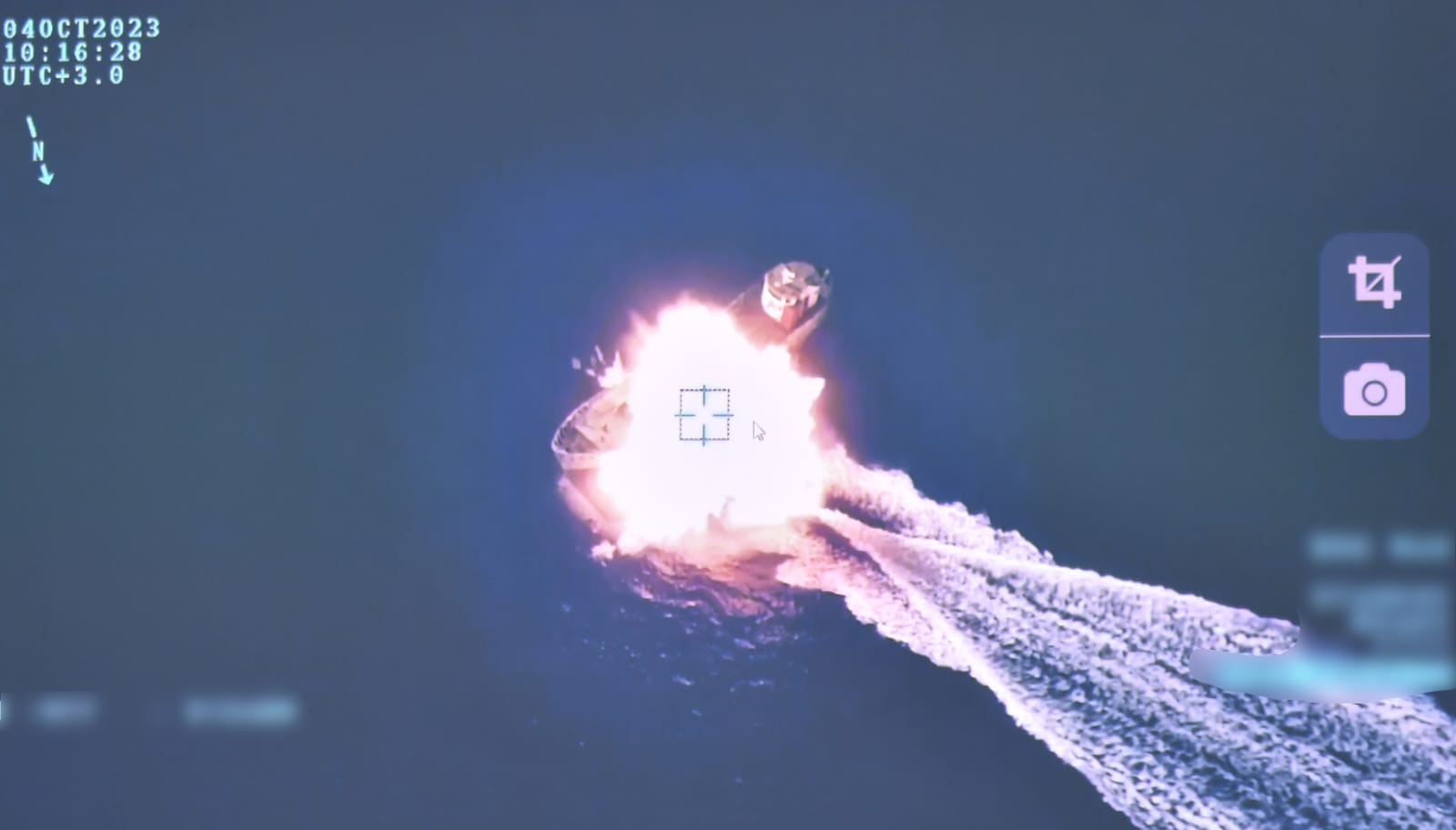 Turquía llevó a cabo la primera operación conjunta de aviones no tripulados y UAV de superficie del mundo: el avión no tripulado marítimo kamikaze Albatros-S, acompañado por el Bayraktar TB2, hundió un buque de 69 metros. Turquía llevó a cabo la primera operación conjunta de aviones no tripulados y UAV de superficie del mundo: el avión no tripulado marítimo kamikaze Albatros-S, acompañado por el Bayraktar TB2, hundió un buque de 69 metros.