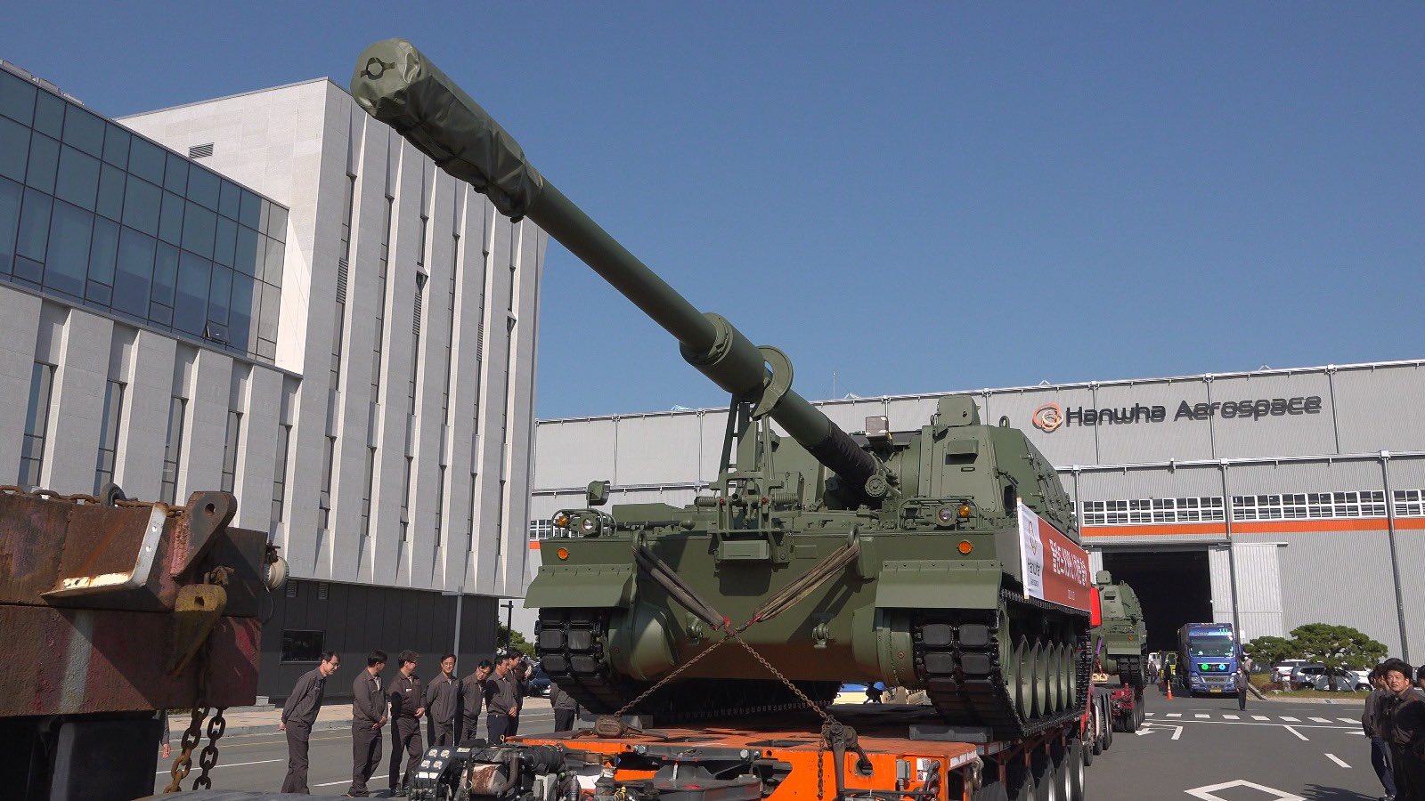 Hanwha ha enviado otro lote de obuses autopropulsados K9A1 Thunder a Polonia en el marco de un contrato multimillonario Hanwha ha enviado otro lote de obuses autopropulsados K9A1 Thunder a Polonia en el marco de un contrato multimillonario