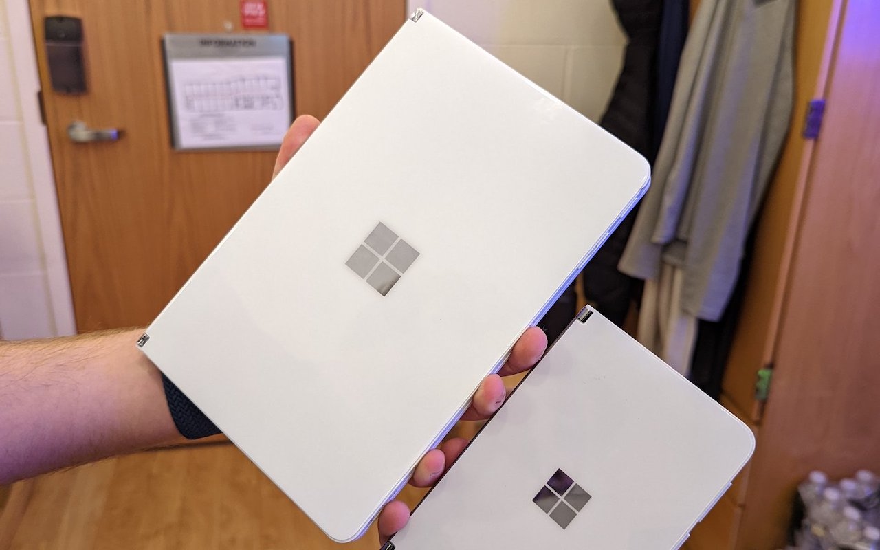Microsoft Surface Neo con dos pantallas visto en fotos Microsoft Surface Neo con dos pantallas visto en fotos