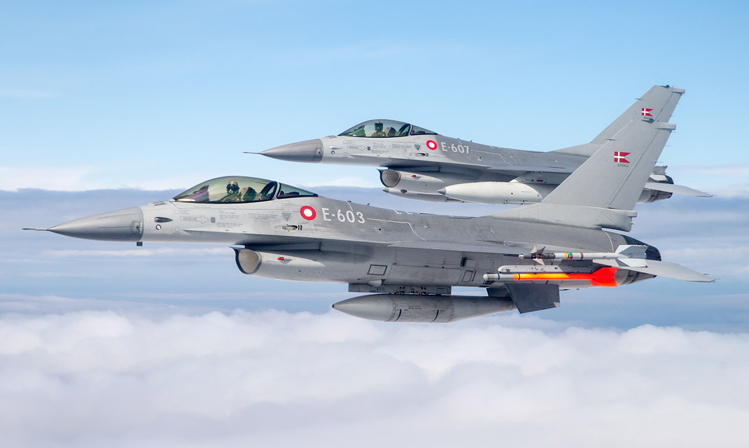 Dinamarca acepta entregar a Ucrania cazas estadounidenses F-16 de cuarta generación, pero con una condición Dinamarca acepta entregar a Ucrania cazas estadounidenses F-16 de cuarta generación, pero con una condición