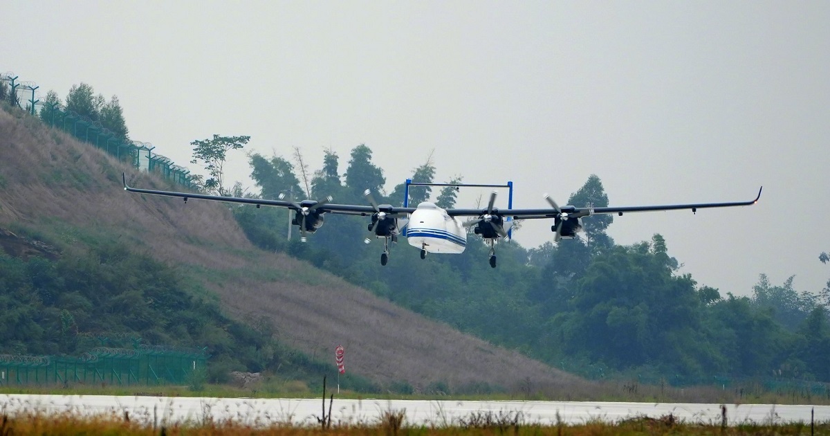 China probó el primer dron de carga cuatrimotor del mundo TB0D Scorpion D con una carga útil de 1,5 toneladas, que se modificará para convertirlo en un bombardero China probó el primer dron de carga cuatrimotor del mundo TB0D Scorpion D con una carga útil de 1,5 toneladas, que se modificará para convertirlo en un bombardero