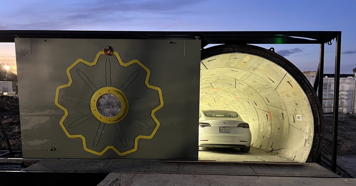 The Boring Company ha lanzado una prueba a escala real del sistema de transporte Hyperloop The Boring Company ha lanzado una prueba a escala real del sistema de transporte Hyperloop
