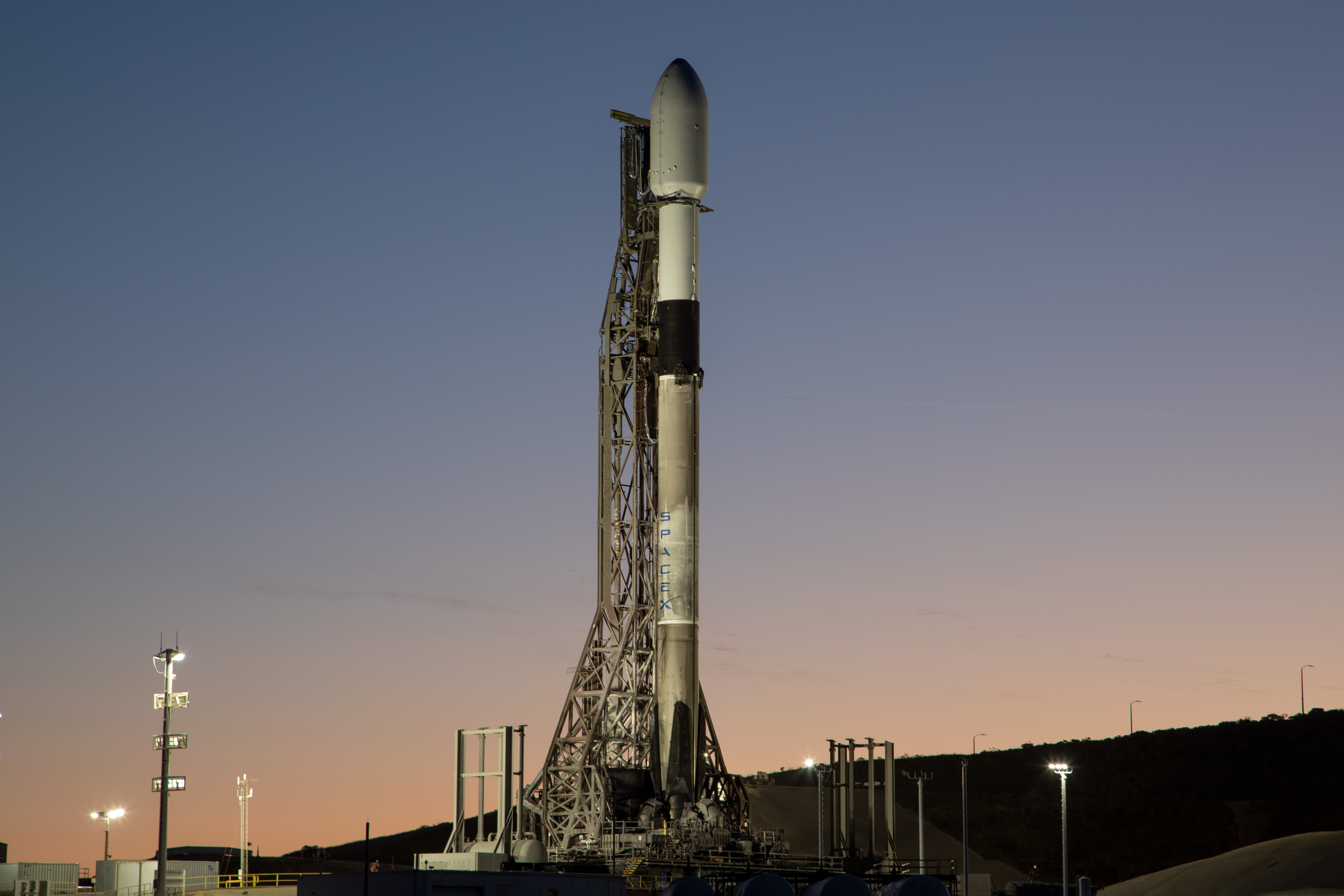 SpaceX lanza el satélite Maxar con el módulo TEMPO de la NASA por 90 millones de dólares para vigilar la contaminación atmosférica en Norteamérica SpaceX lanza el satélite Maxar con el módulo TEMPO de la NASA por 90 millones de dólares para vigilar la contaminación atmosférica en Norteamérica