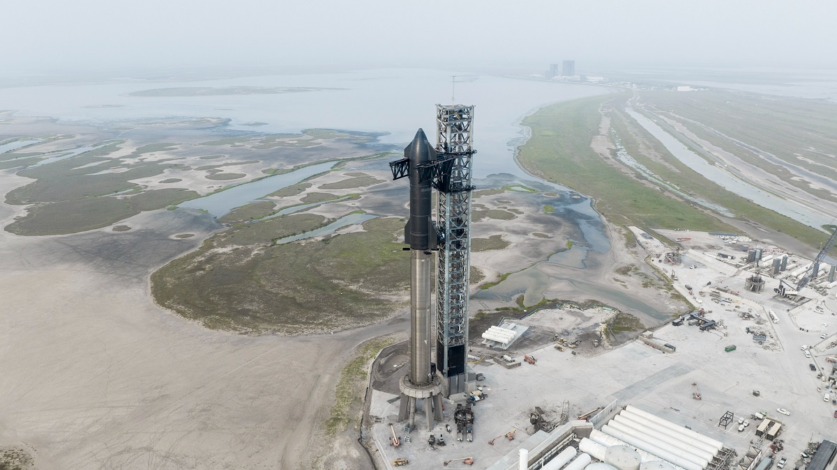 SpaceX ensambla completamente la Starship a la espera de la autorización de lanzamiento SpaceX ensambla completamente la Starship a la espera de la autorización de lanzamiento