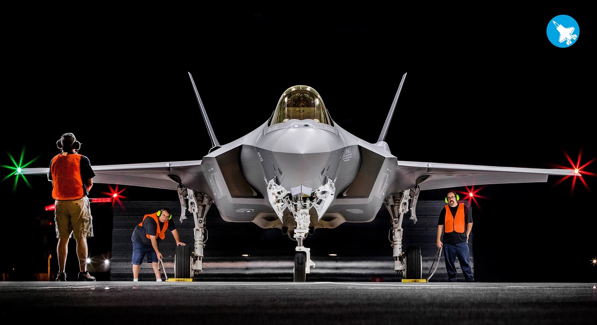 Pratt & Whitney ha recibido 887,9 millones de dólares para comprar piezas para el motor F135 del caza de quinta generación F-35 Lightning II. Pratt & Whitney ha recibido 887,9 millones de dólares para comprar piezas para el motor F135 del caza de quinta generación F-35 Lightning II.