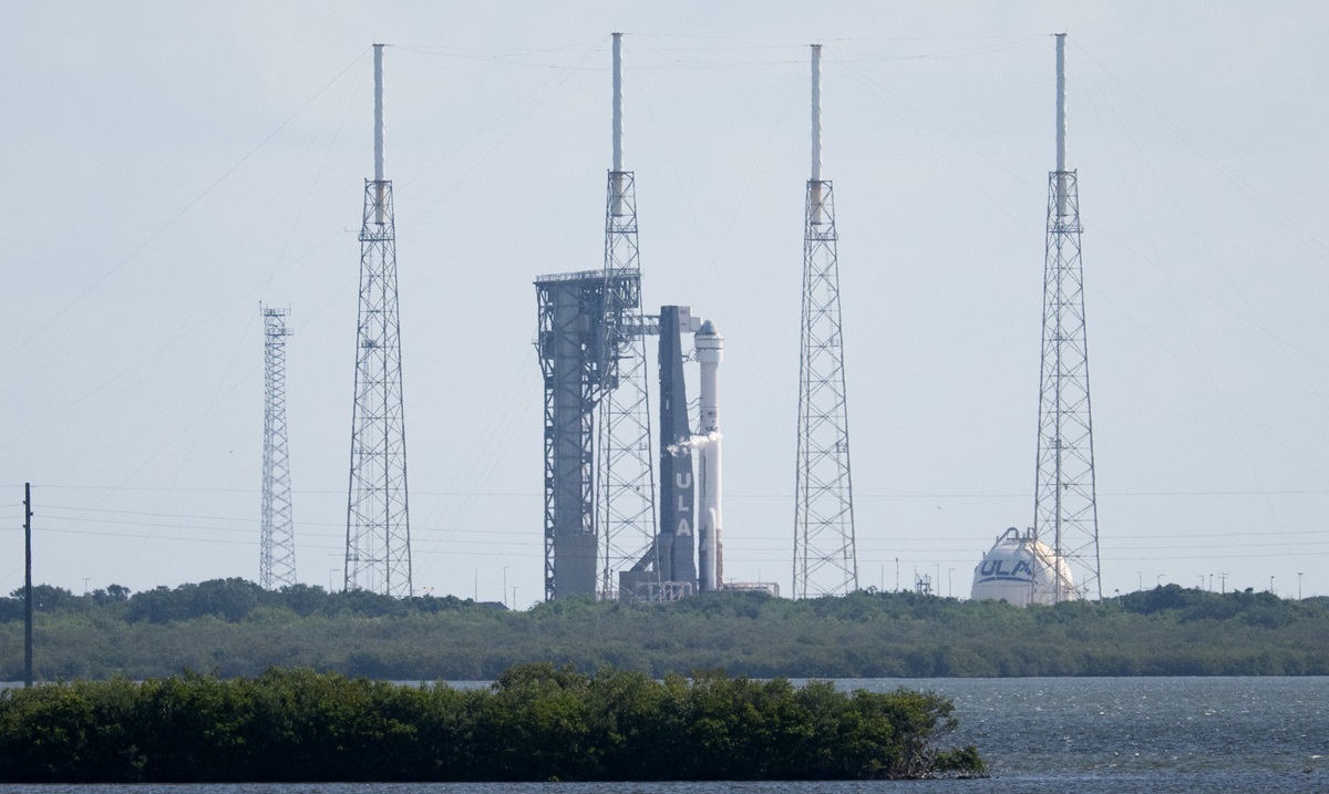 Boeing aplaza al miércoles el primer vuelo tripulado de la nave Starliner