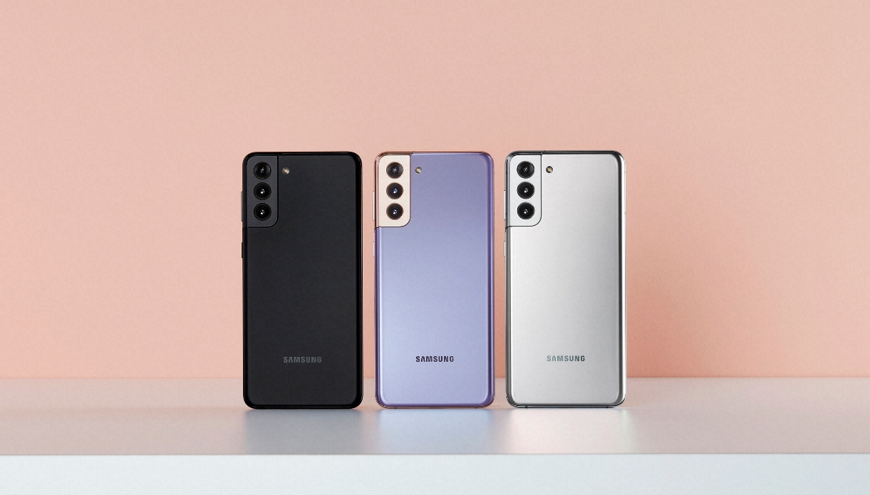 Los buques insignia de la serie Samsung Galaxy S21 han empezado a recibir la actualización de seguridad de agosto en EE.UU. Los buques insignia de la serie Samsung Galaxy S21 han empezado a recibir la actualización de seguridad de agosto en EE.UU.