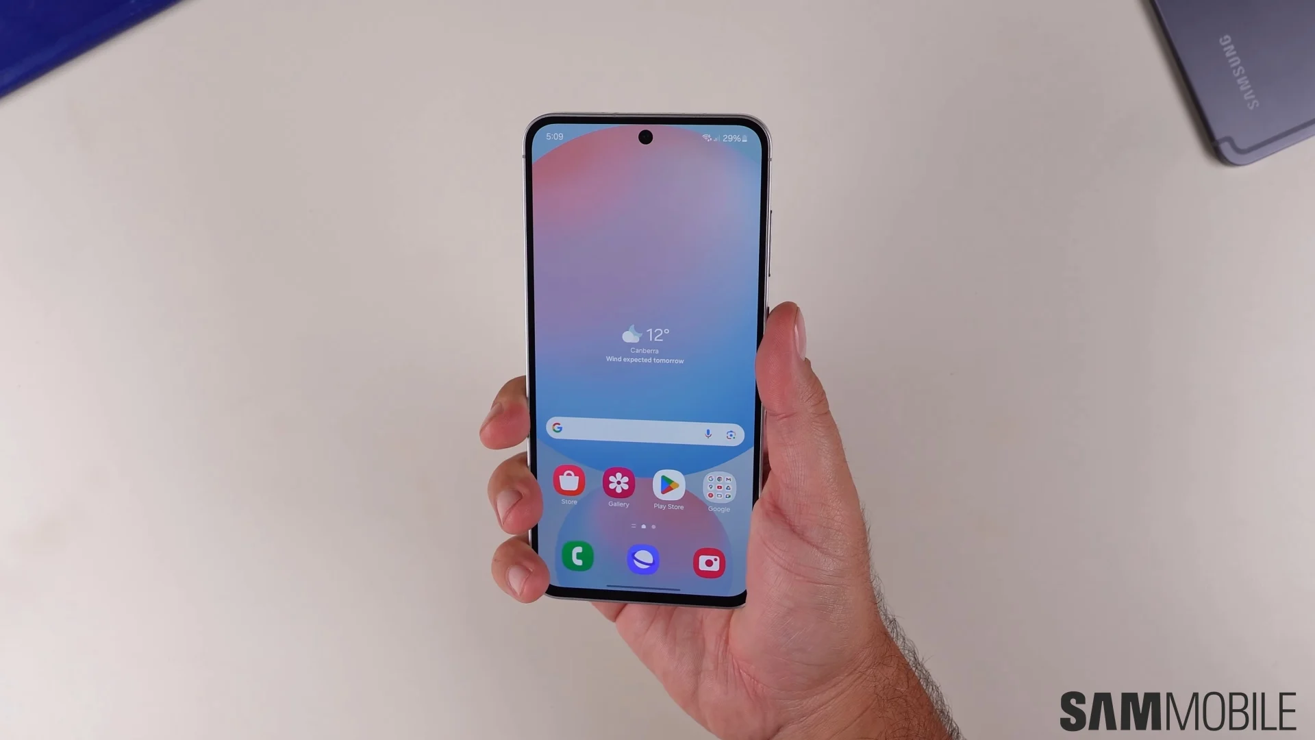 Galaxy S24 FE: La actualización a One UI 7 ya está disponible en Europa