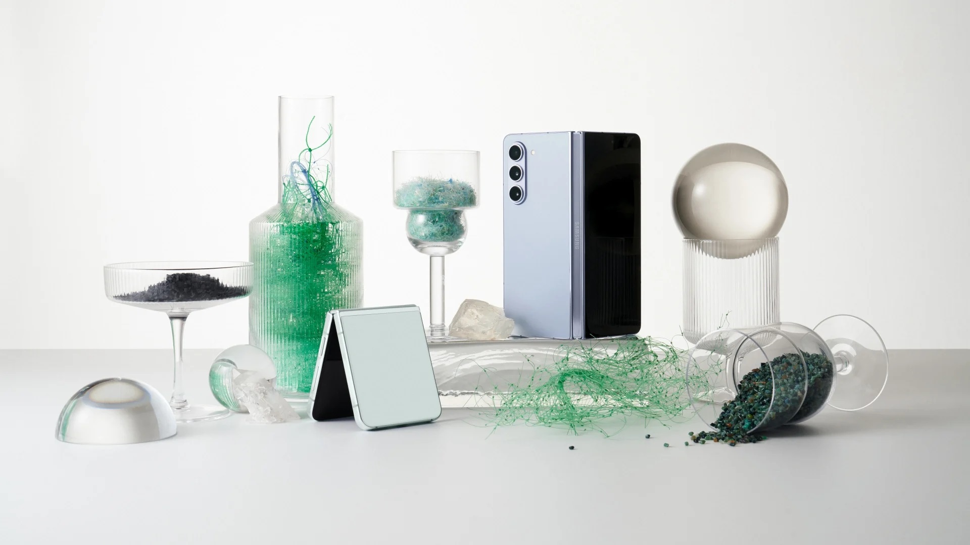 Samsung sigue trabajando para que los smartphones plegables sean resistentes al polvo Samsung sigue trabajando para que los smartphones plegables sean resistentes al polvo