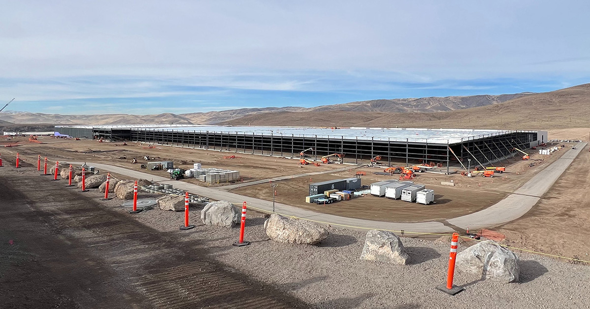 Fábrica de semirremolques en Nevada: Cómo Tesla cambiará la industria del transporte por carretera El lanzamiento de la construcción de la Semi Factory en Nevada: una nueva era para el transporte