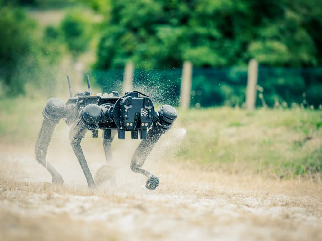 Gran Bretaña probó el robot de combate cuadrúpedo Ghost V60 Gran Bretaña probó el robot de combate cuadrúpedo Ghost V60