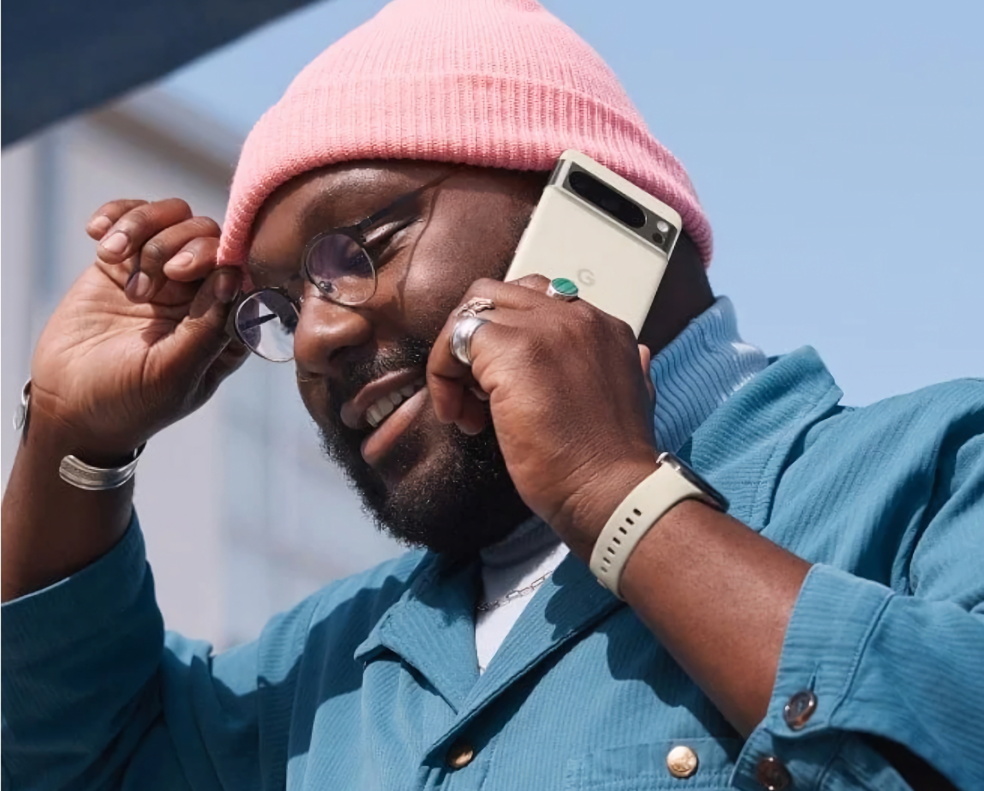 El Google Pixel 8 Pro en color porcelana ha aparecido en una imagen oficial El Google Pixel 8 Pro en color porcelana ha aparecido en una imagen oficial