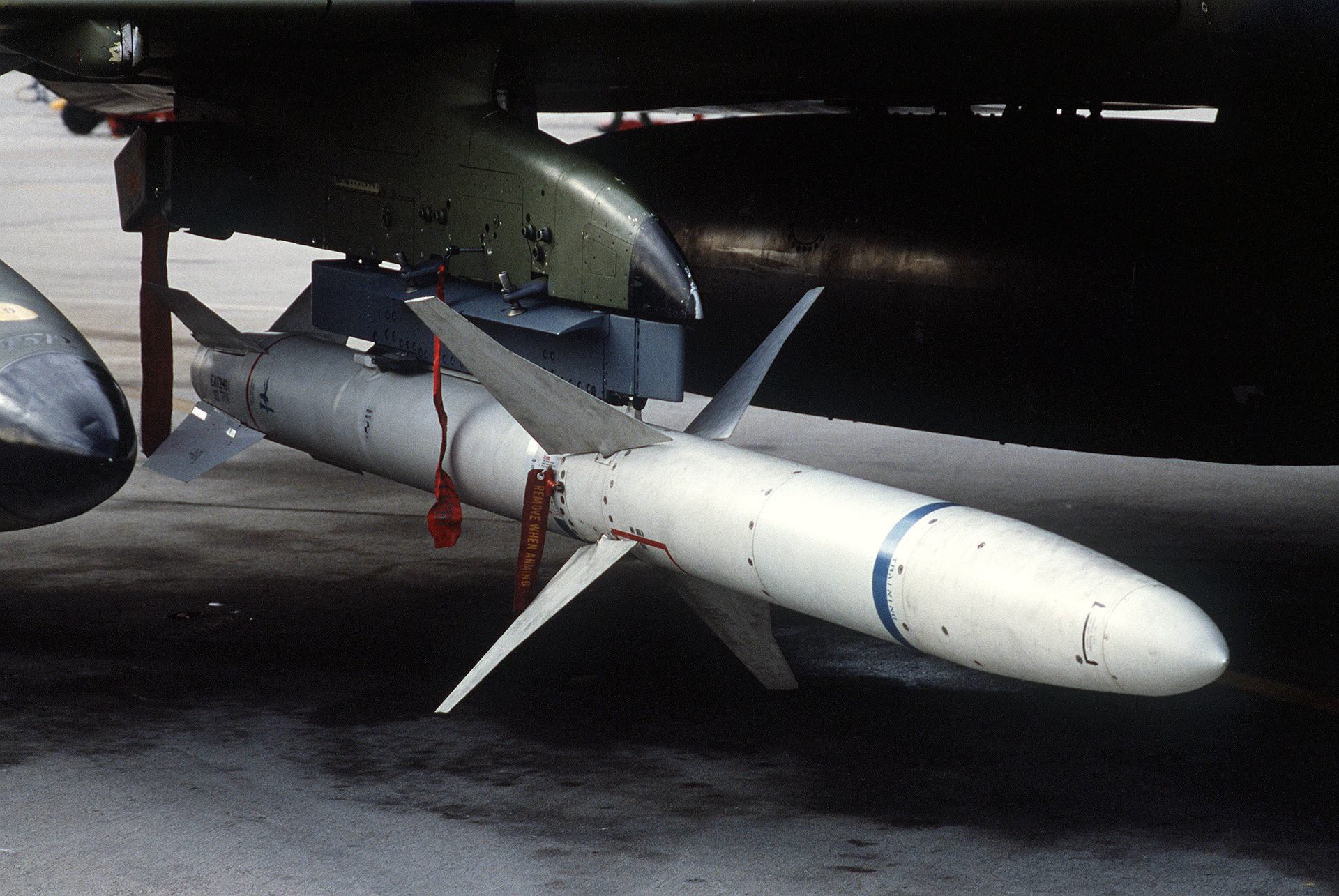Las Fuerzas Armadas ucranianas utilizan misiles HARM en versión AGM-88B Block III con una cabeza de localización actualizada Las Fuerzas Armadas ucranianas utilizan misiles HARM en versión AGM-88B Block III con una cabeza de localización actualizada