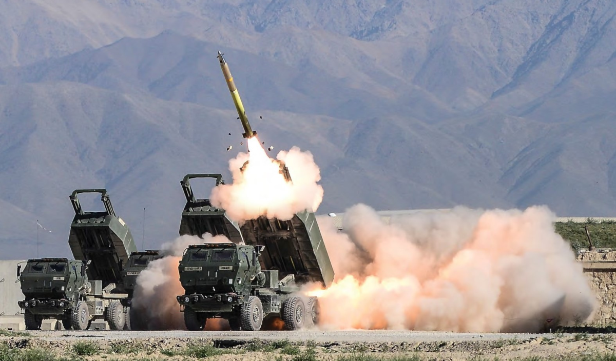 Rondas HIMARS, bombas aéreas de alta precisión y misiles antitanque TOW: EE.UU. anuncia un paquete de ayuda militar de 325 millones de dólares para Ucrania Rondas HIMARS, bombas aéreas de alta precisión y misiles antitanque TOW: EE.UU. anuncia un paquete de ayuda militar de 325 millones de dólares para Ucrania