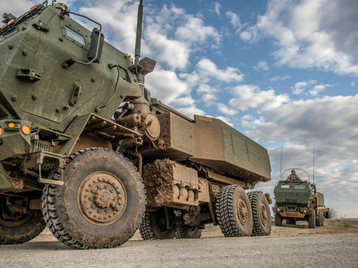 Ministerio de Defensa: Las Fuerzas Armadas tienen más de 20 HIMARS, M270 y MARS - todos en servicio Ministerio de Defensa: Las Fuerzas Armadas tienen más de 20 HIMARS, M270 y MARS - todos en servicio