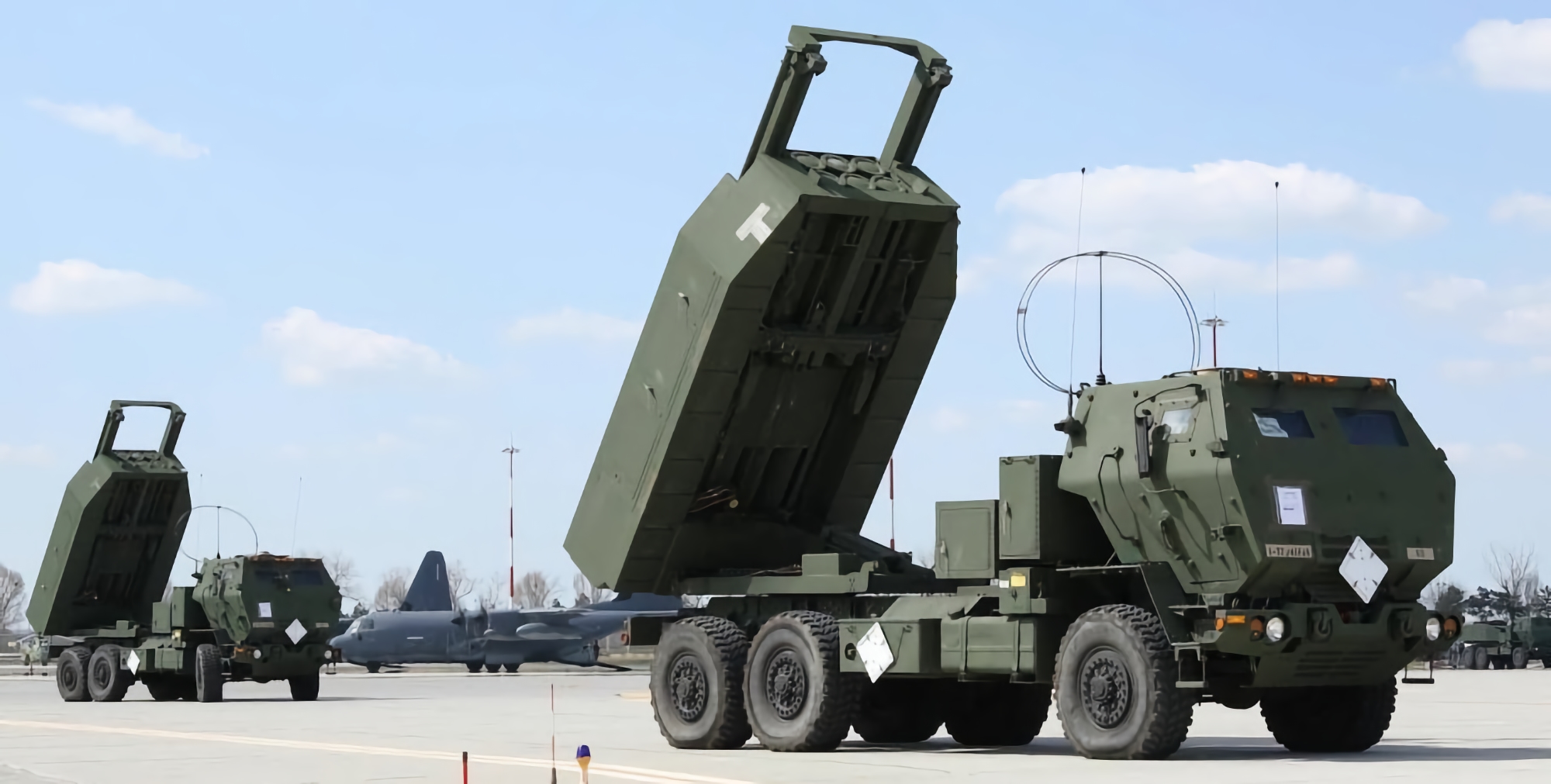 El ejército ucraniano ya está aprendiendo a usar los sistemas de cohetes de lanzamiento múltiple estadounidenses HIMARS El ejército ucraniano ya está aprendiendo a usar los sistemas de cohetes de lanzamiento múltiple estadounidenses HIMARS