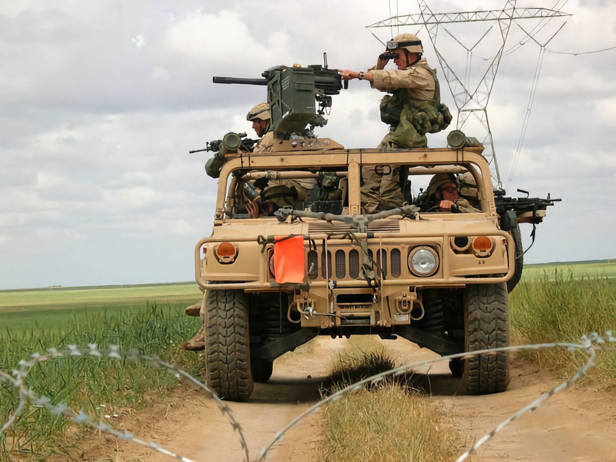 HMMWV con lanzagranadas Mk19 en servicio con las Fuerzas Armadas de Ucrania (video) HMMWV con lanzagranadas Mk19 en servicio con las Fuerzas Armadas de Ucrania (video)