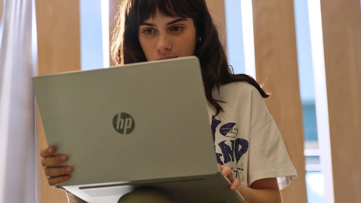 HP ha presentado el OmniBook 5, una línea de portátiles compactos y potentes optimizados para aplicaciones de IA HP ha presentado el OmniBook 5, una línea de portátiles compactos y potentes optimizados para aplicaciones de IA