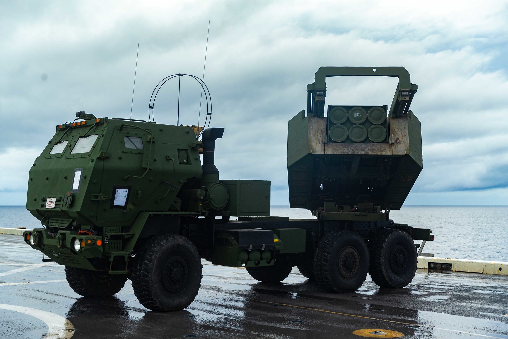 El Futuro de la Guerra: Cómo el M142 HIMARS está Cambiando la Estrategia Militar Moderna Conoce el Impacto del M142 HIMARS en Tecnología Militar de Precisión