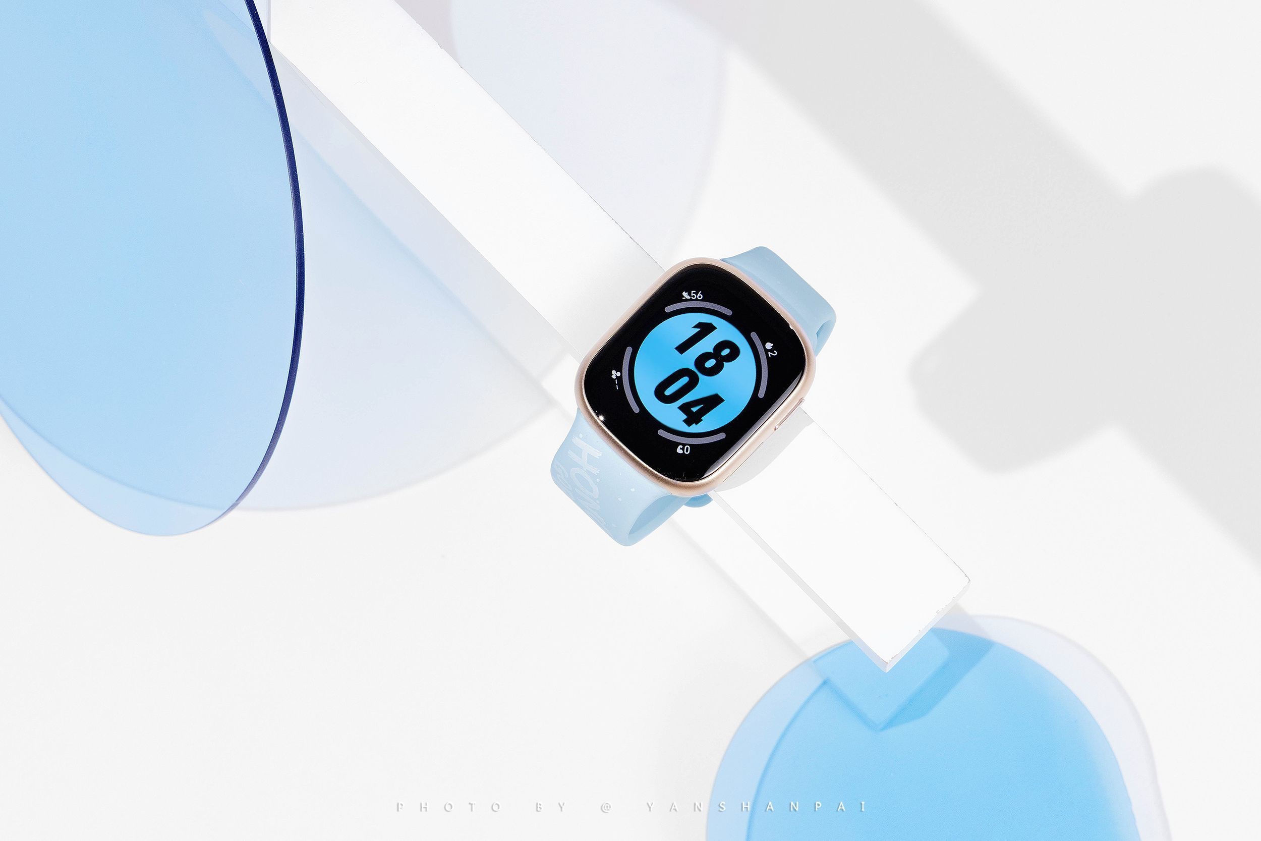 Una copia del Apple Watch: han aparecido en Internet imágenes en directo del Honor Watch 4 Una copia del Apple Watch: han aparecido en Internet imágenes en directo del Honor Watch 4