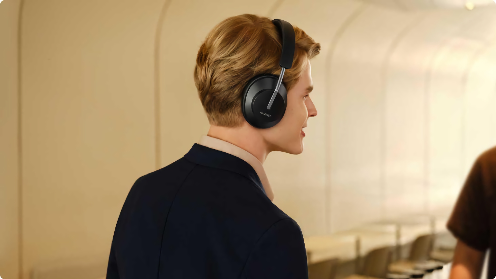 Huawei FreeBuds Studio actualizado con compatibilidad con HarmonyOS Super Device Huawei FreeBuds Studio actualizado con compatibilidad con HarmonyOS Super Device
