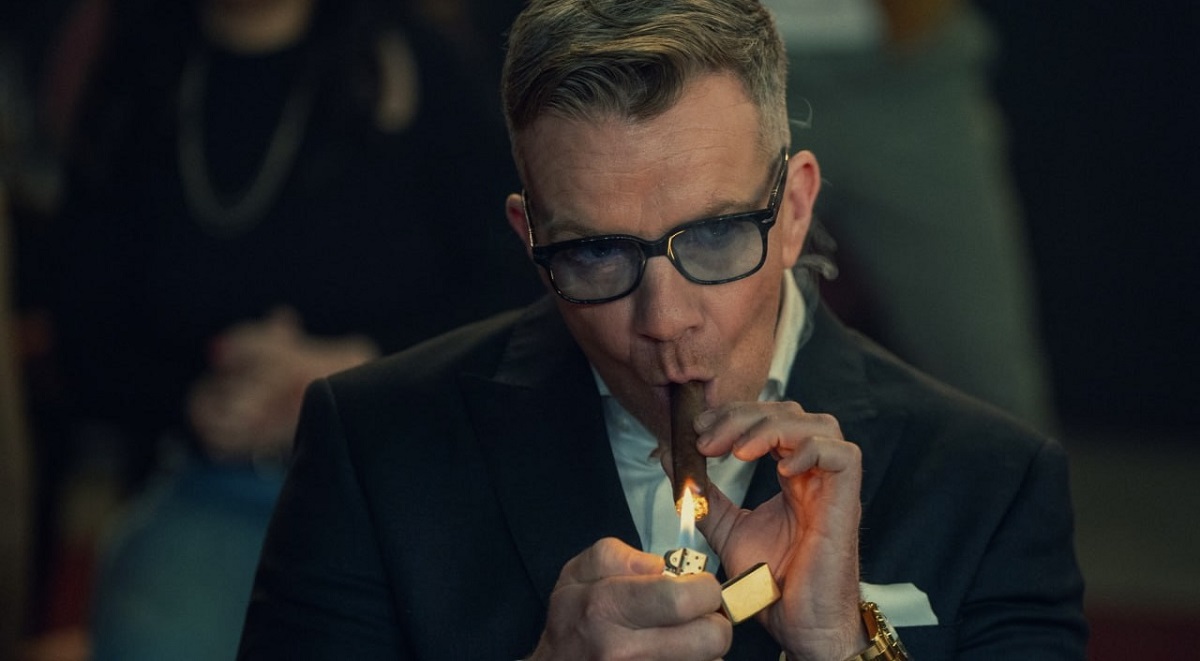 Netflix ha desvelado las primeras imágenes de la serie dramática de Guy Ritchie The Gentlemen, basada en la popular película de 2019
