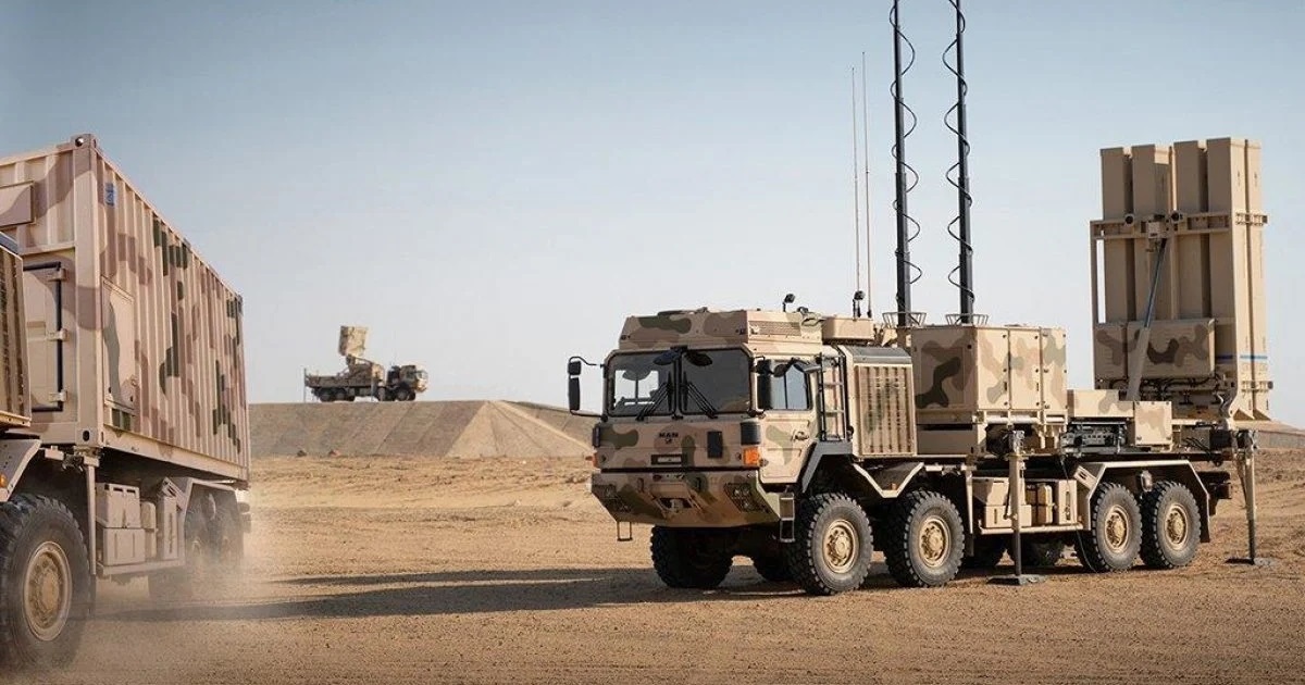 El sistema de defensa aérea IRIS-T recibido de Alemania ya está operando en el sur de Ucrania El sistema de defensa aérea IRIS-T recibido de Alemania ya está operando en el sur de Ucrania