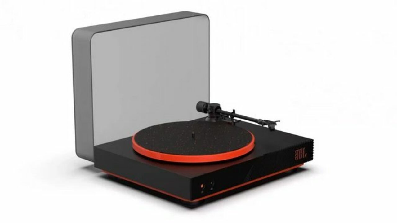 JBL Spinner BT: el primer reproductor Bluetooth de JBL con aptX HD, con el que podrás escuchar discos de vinilo en altavoces y auriculares inalámbricos JBL Spinner BT: el primer reproductor Bluetooth de JBL con aptX HD, con el que podrás escuchar discos de vinilo en altavoces y auriculares inalámbricos