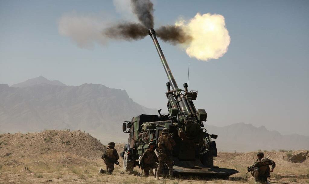 Nexter entrega el primer lote de obuses autopropulsados CAESAR al ejército marroquí en virtud de un contrato de 200 millones de euros Nexter entrega el primer lote de obuses autopropulsados CAESAR al ejército marroquí en virtud de un contrato de 200 millones de euros