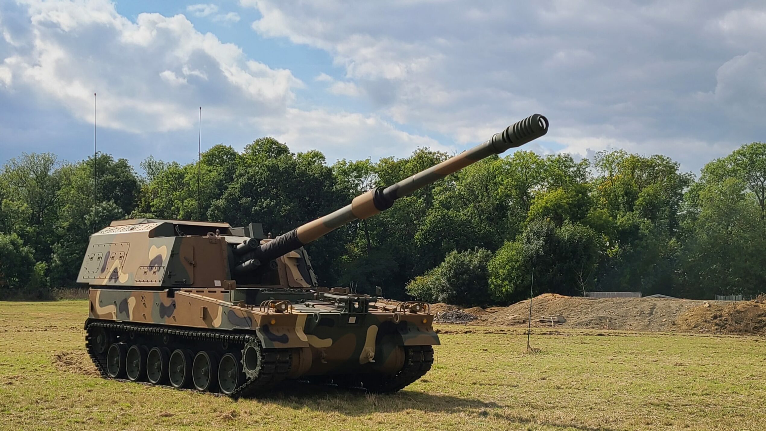 Hanwa Defense lleva al Reino Unido el último obús modernizado K9A2 Thunder