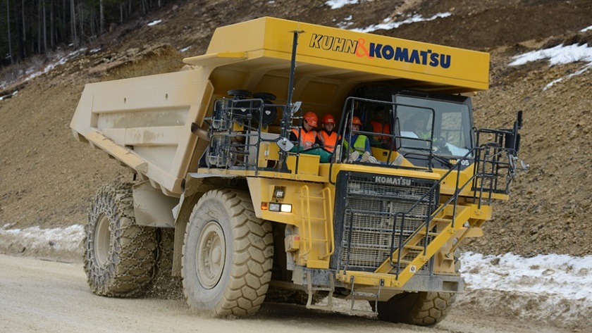 Suiza trabaja en un camión volquete eléctrico de 45 toneladas Suiza trabaja en un camión volquete eléctrico de 45 toneladas