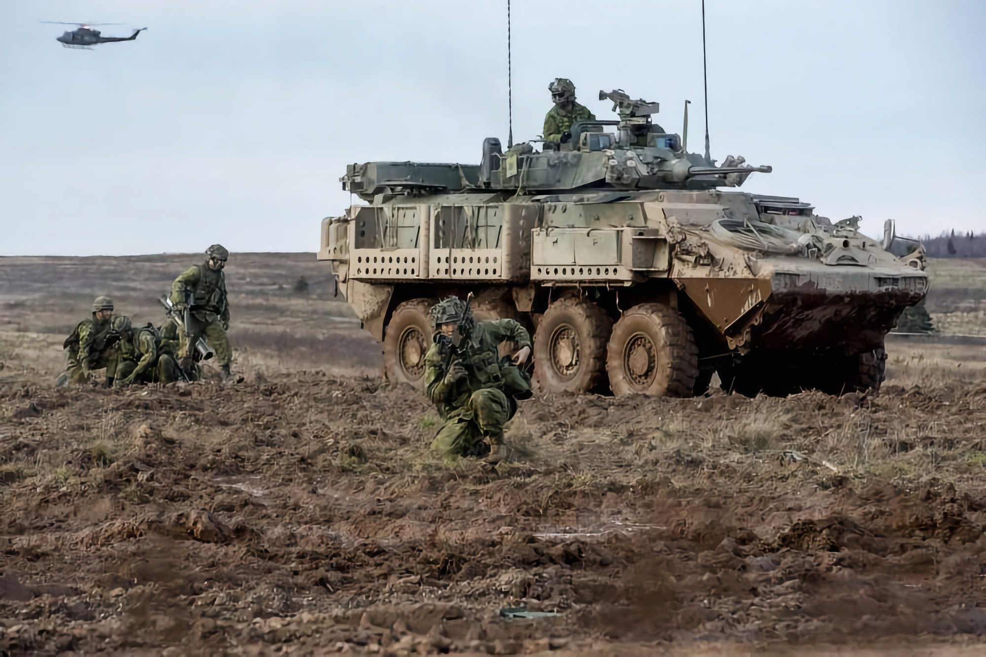 Las AFU ya utilizan vehículos blindados canadienses LAV II ACSV Super Bison con ametralladoras de 7,62 mm. Las AFU ya utilizan vehículos blindados canadienses LAV II ACSV Super Bison con ametralladoras de 7,62 mm.