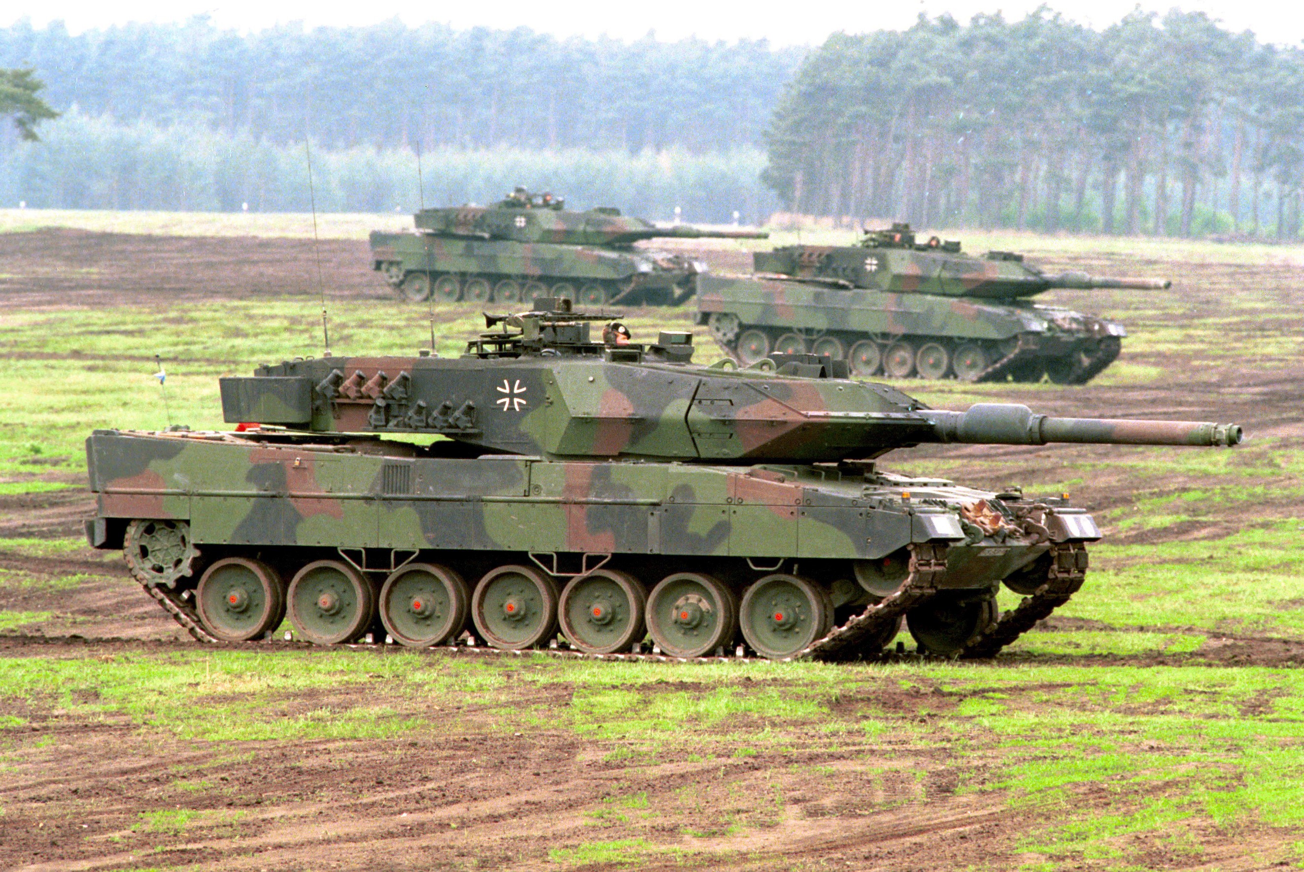Buen refuerzo: España entregará a Ucrania tanques German Leopard Buen refuerzo: España entregará a Ucrania tanques German Leopard