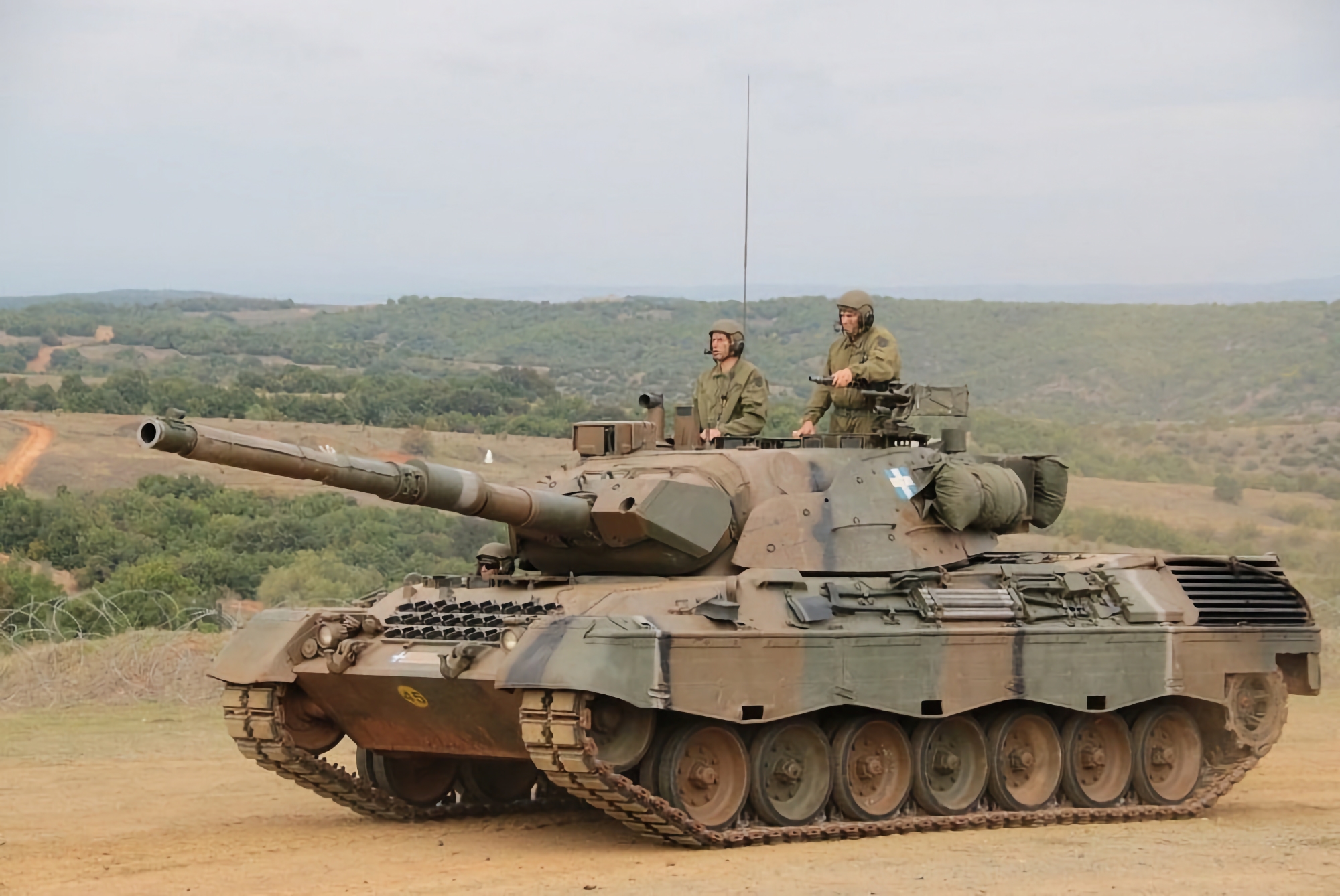 Ucrania podría recibir unos 100 carros Leopard 1 de Grecia Ucrania podría recibir unos 100 carros Leopard 1 de Grecia