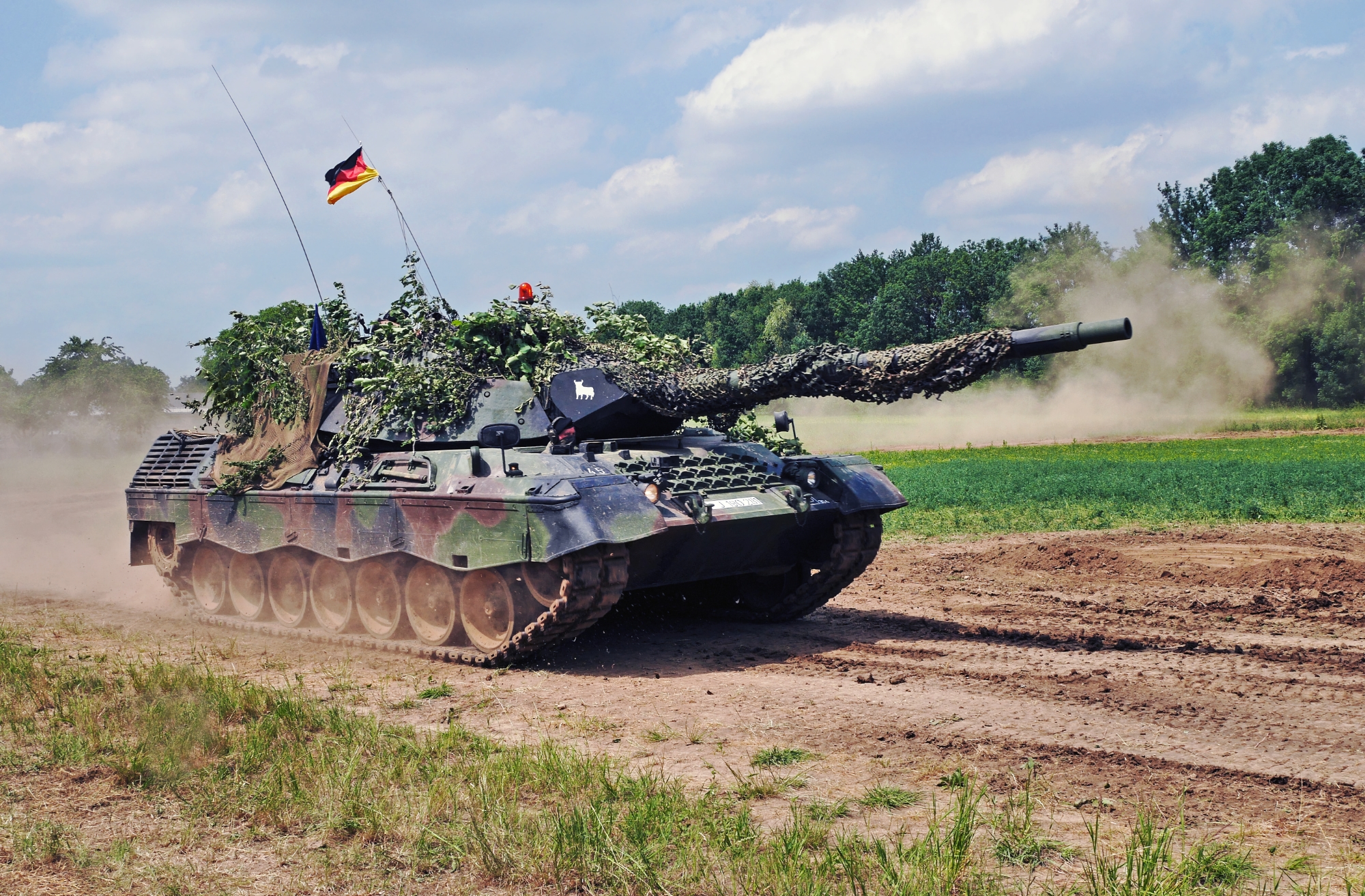 Medios de comunicación: Alemania permitirá suministrar tanques Leopard 1 a Ucrania Medios de comunicación: Alemania permitirá suministrar tanques Leopard 1 a Ucrania